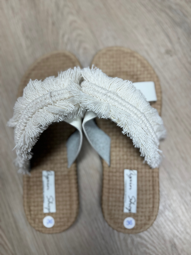 泰國直送 泰國人手製作涼鞋Q 至T款