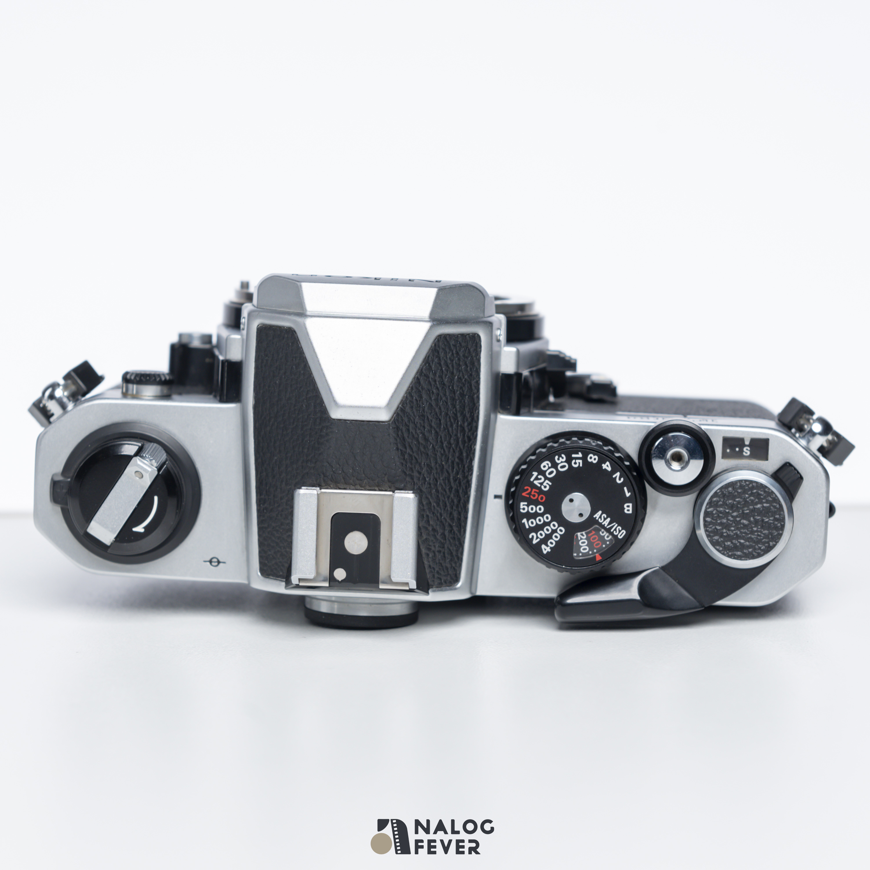 Nikon FM2N 連 Nikon Nikkor 50mm F1.4 套裝 (連原裝鏡頭蓋, 送2粒LR44)