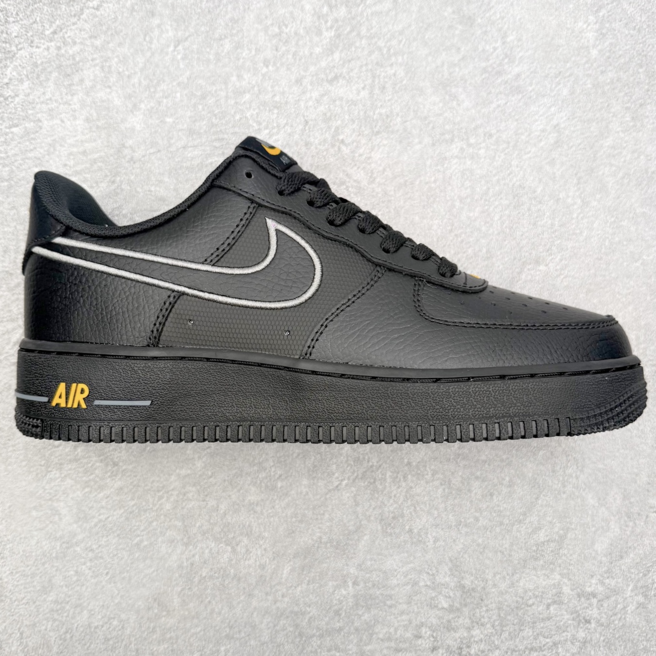 Nike Air Force 1 Low IB7677-001
