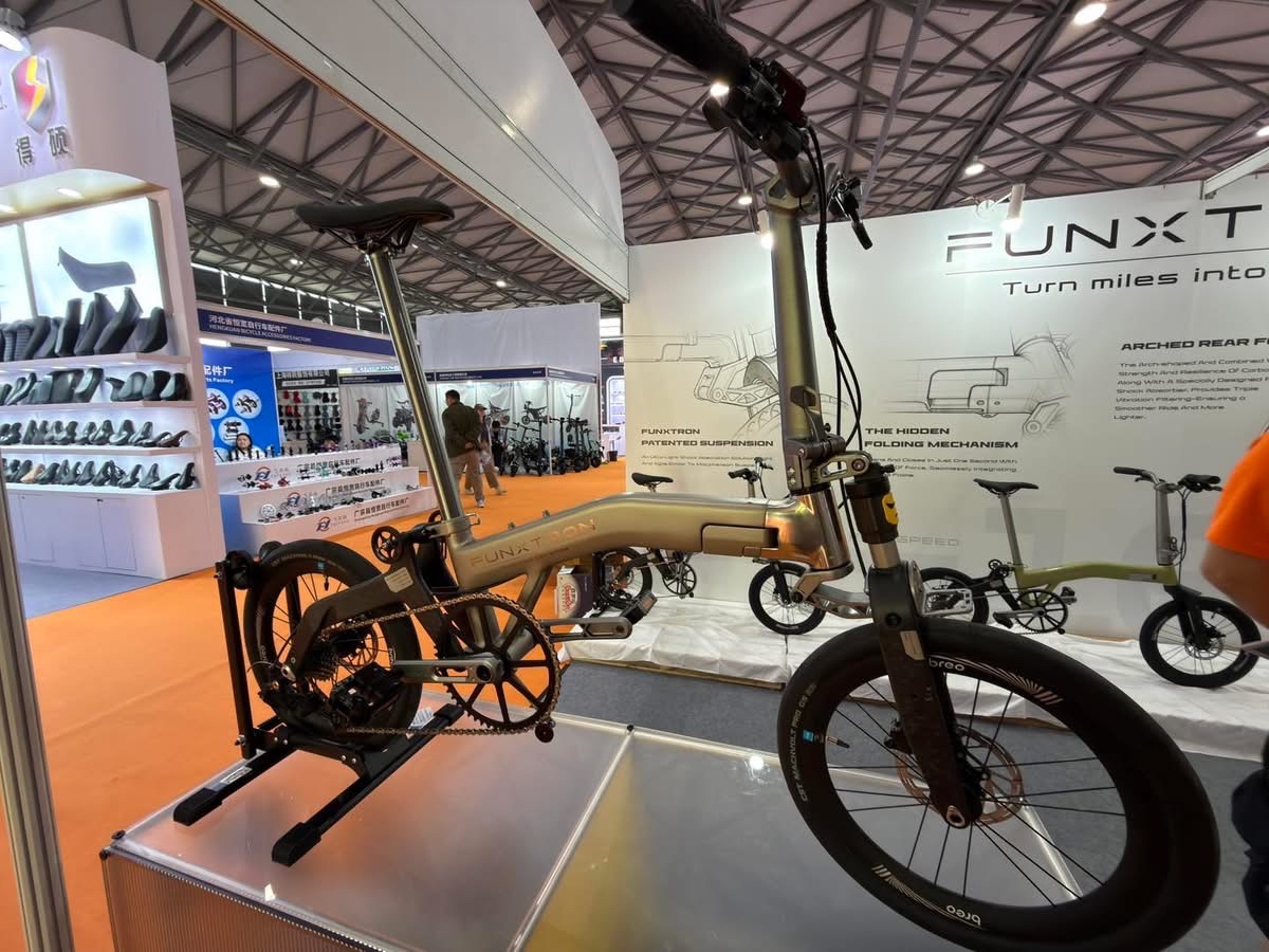 Funxtron Stardust 范丸 16” 349 Trifold bike 