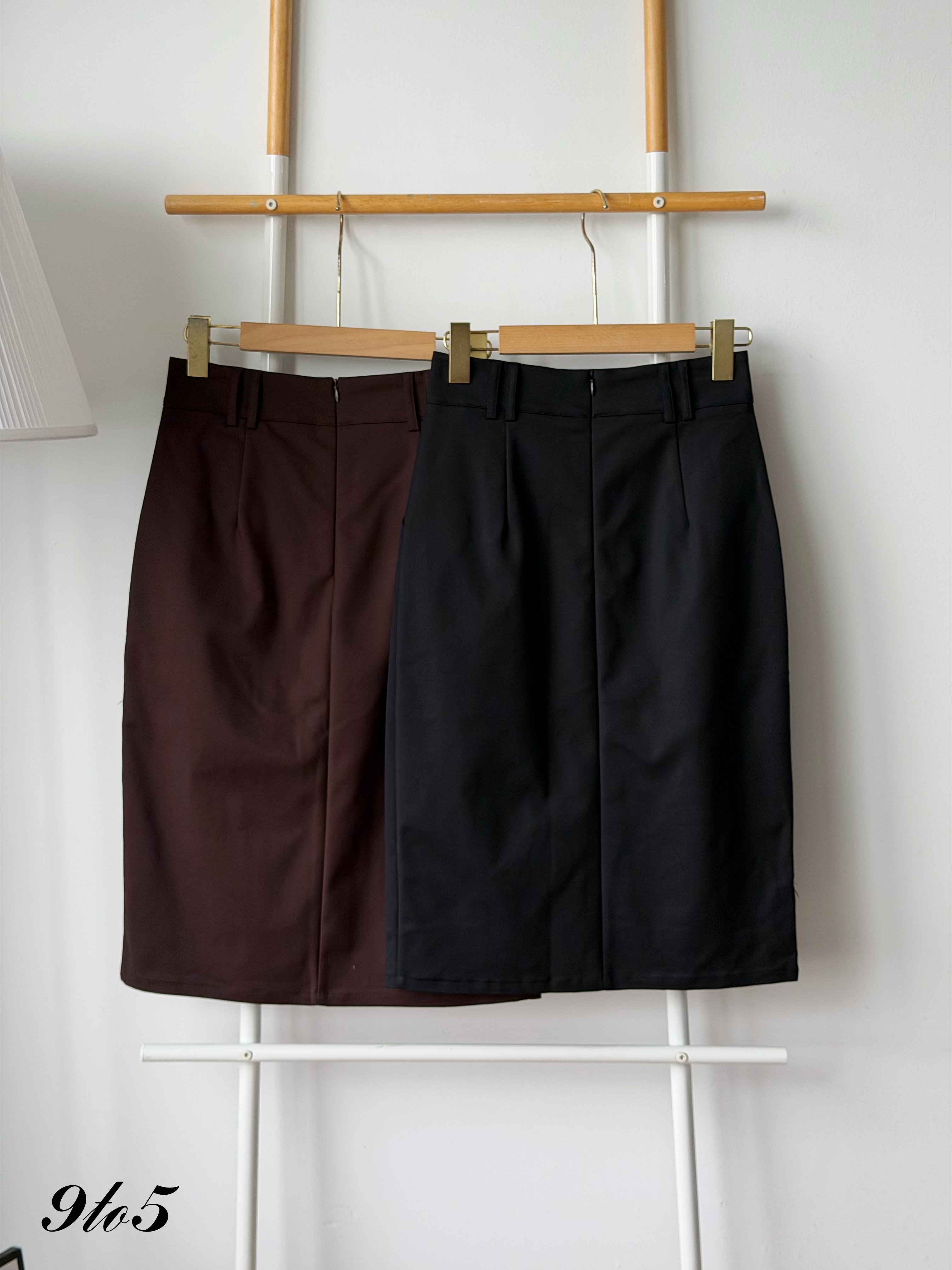 S2039 Front Slit Midi Pencil Skirt - Black & Brown