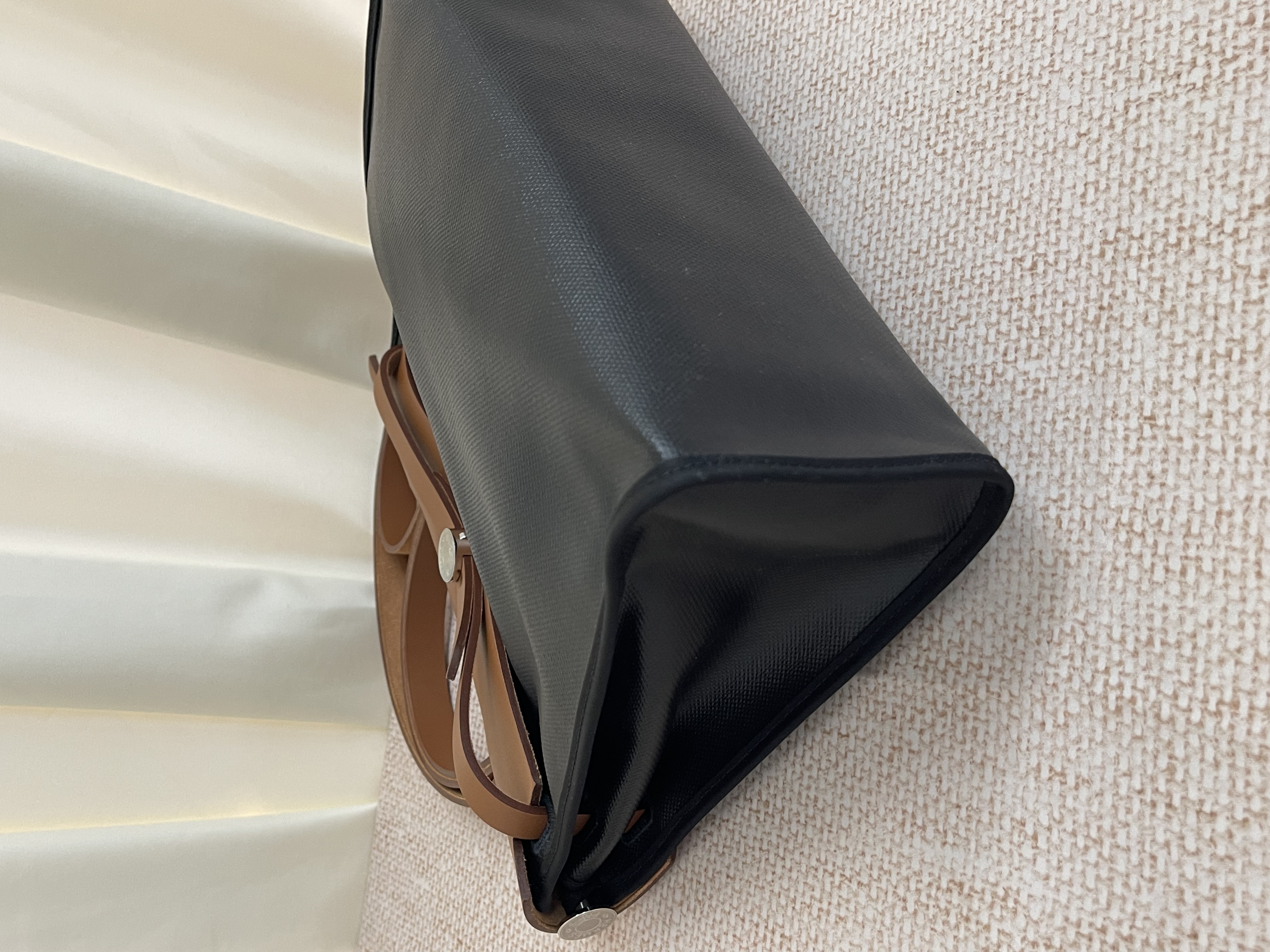 Pre-owned Hermes Herbag/ Stamp W/ Product Code: 26041506