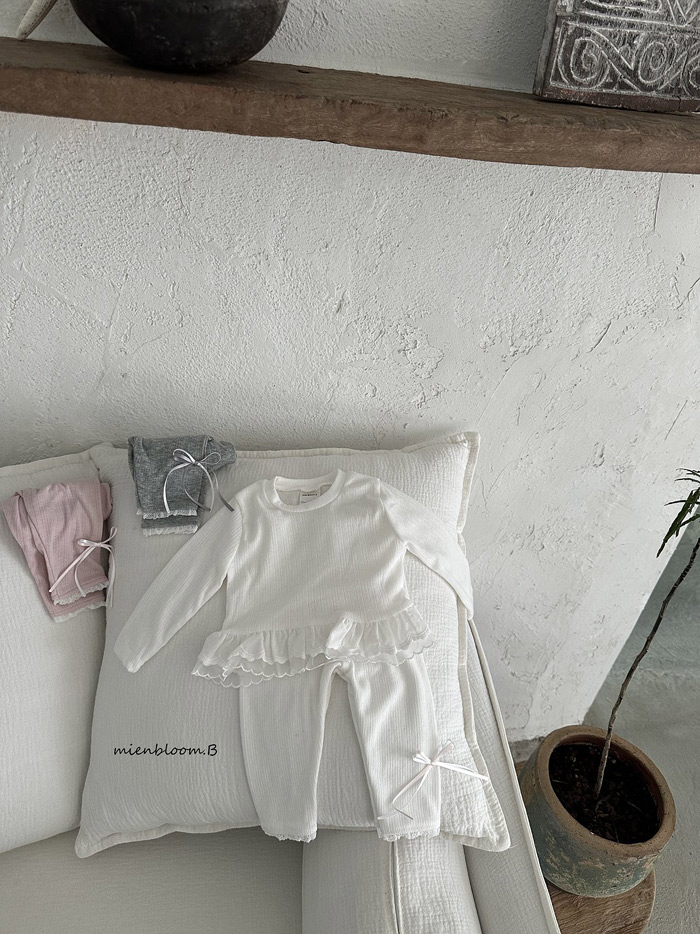 🇰🇷mienbloomb tee