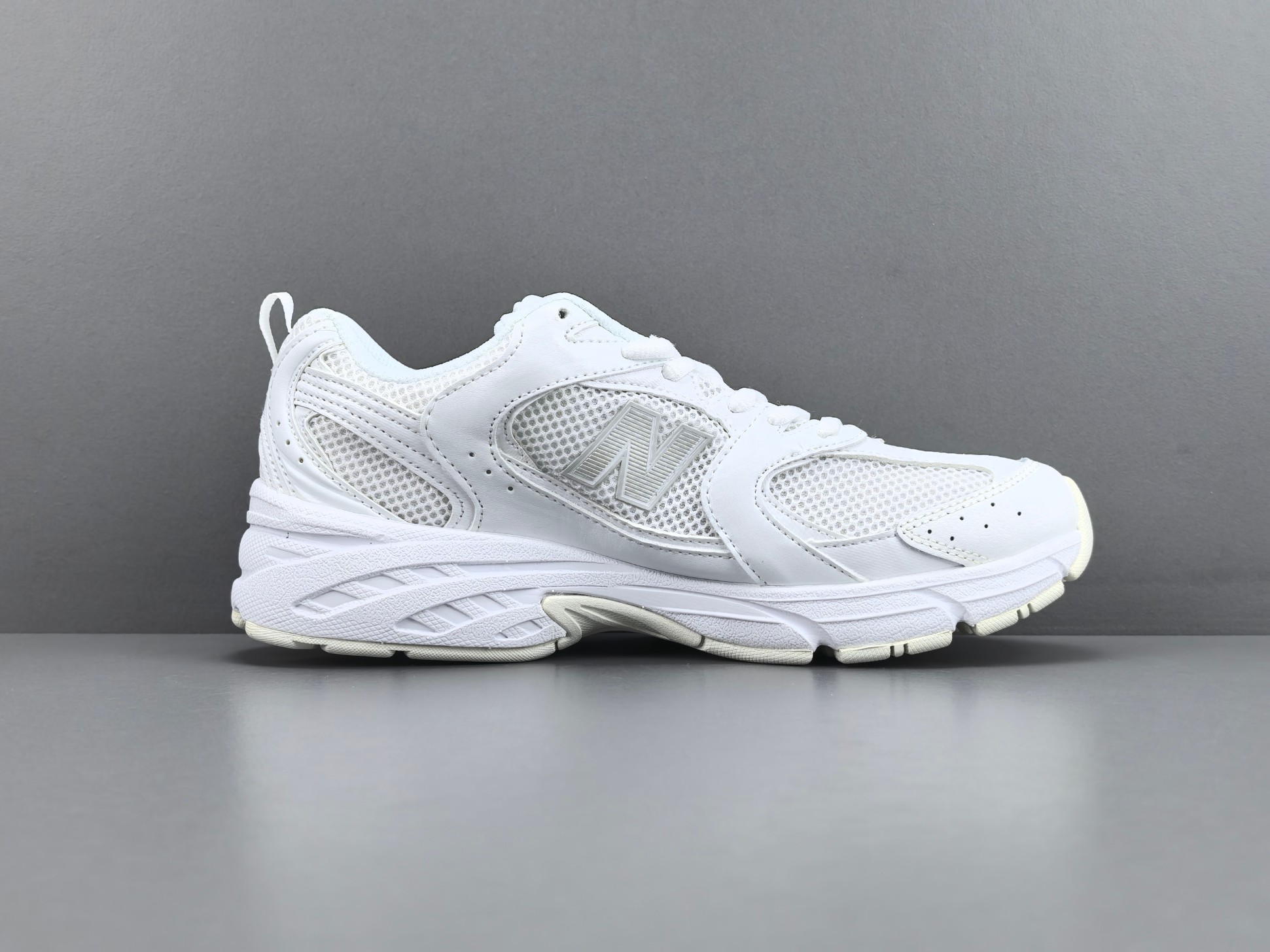 New Balance 530 MR530FW1