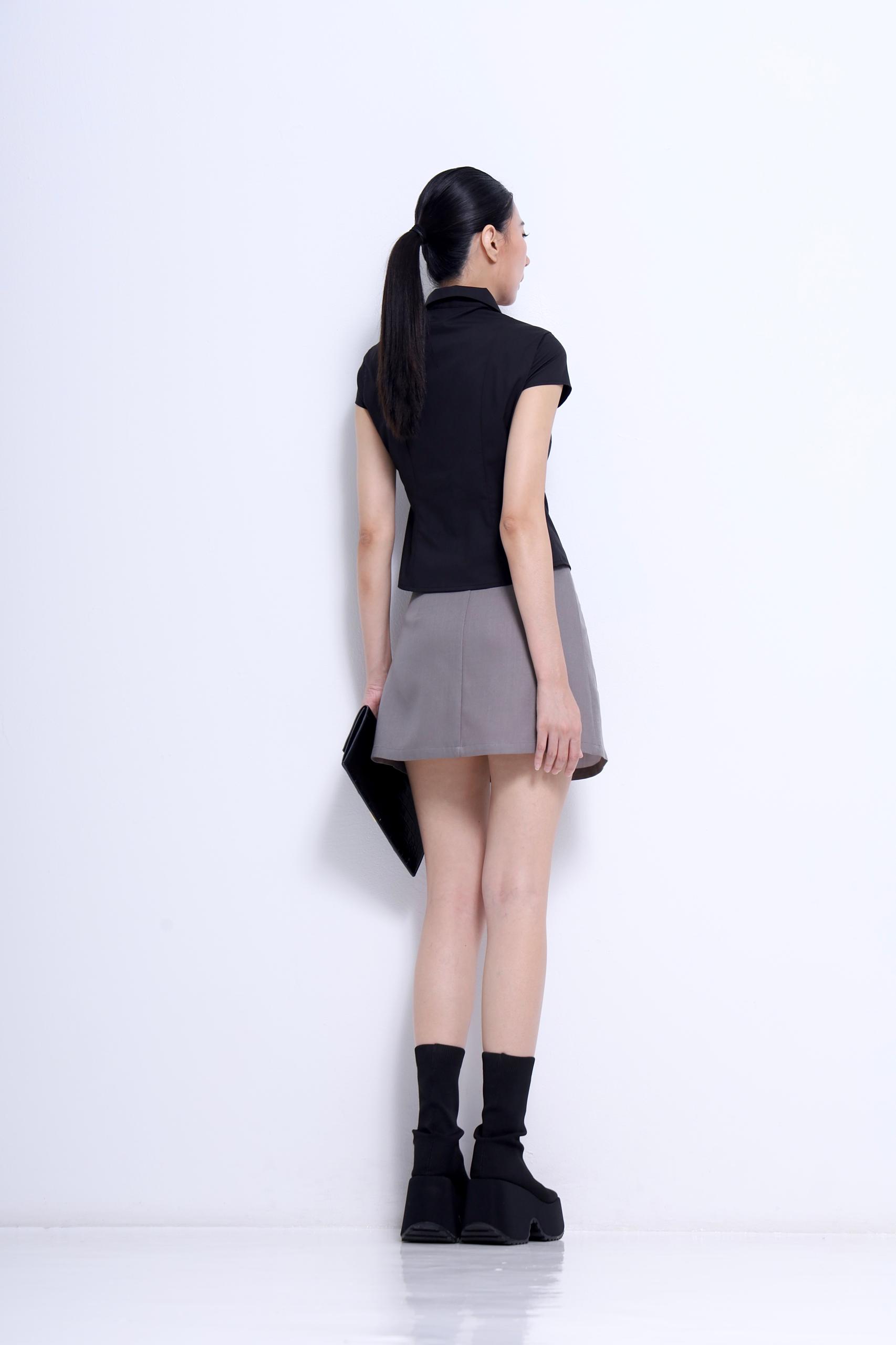 CB2765 RUFFLE TRIM COLLAR SHORT SLLV BLOUSE