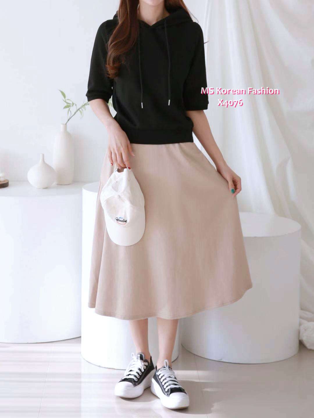 X4076 韓國🇰🇷假兩件拼色有帽連身裙