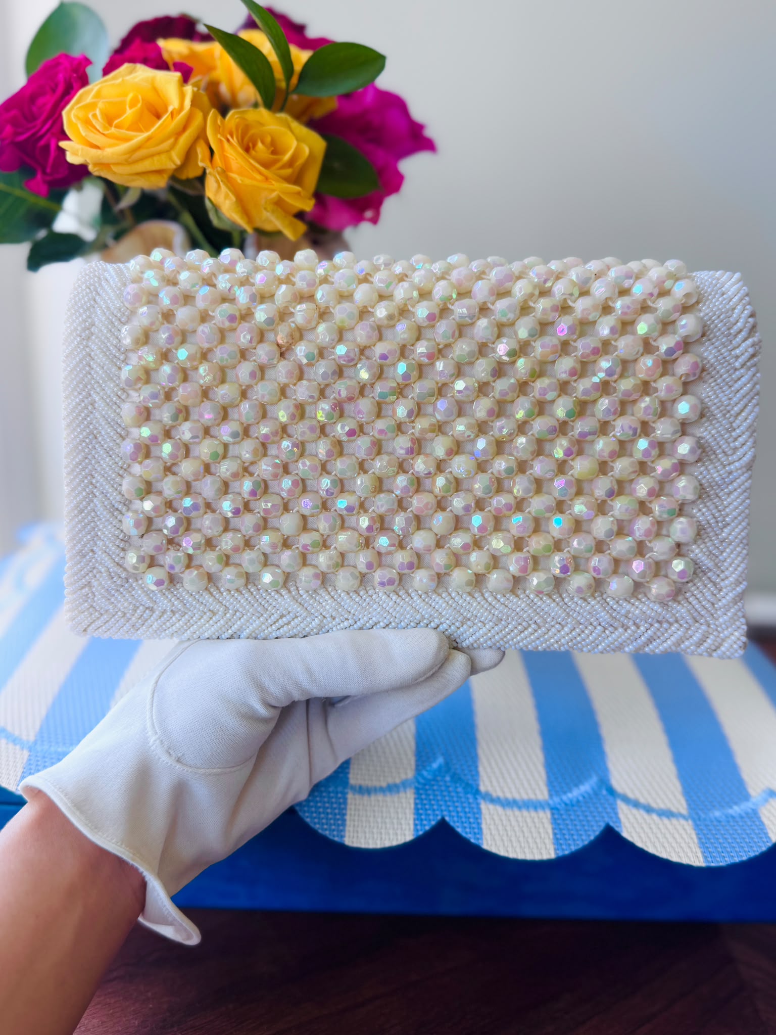 C.a. 1960s Made in Hong Kong Iridescent Beaded Satin Clutch (MT2600)