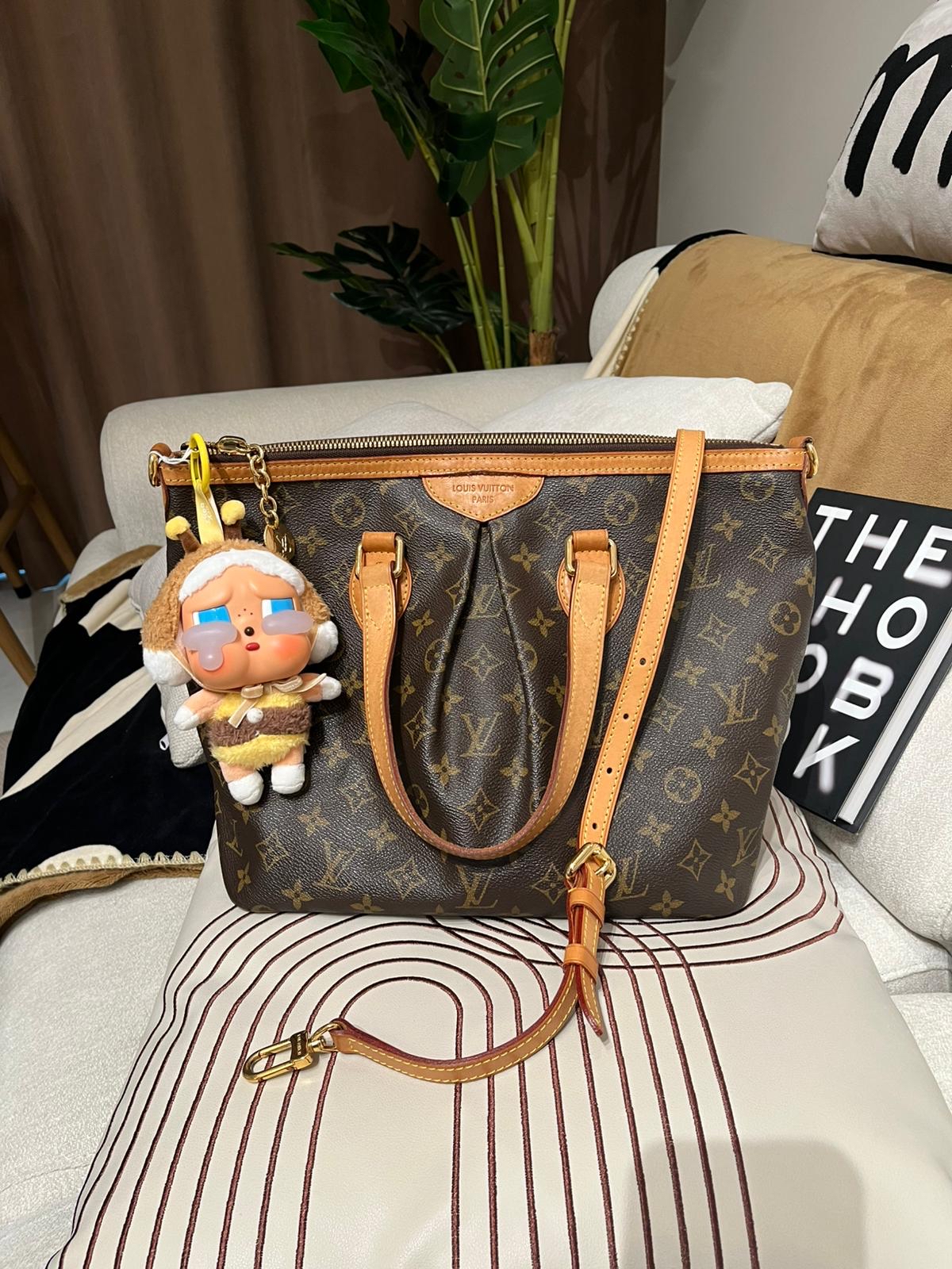 Lv Palermo pm 100%Authentic, 90%new ✅Dust bag
