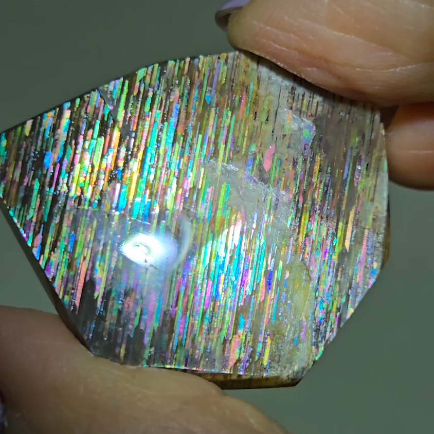 Rainbow meteor shower sunstone - SM75
