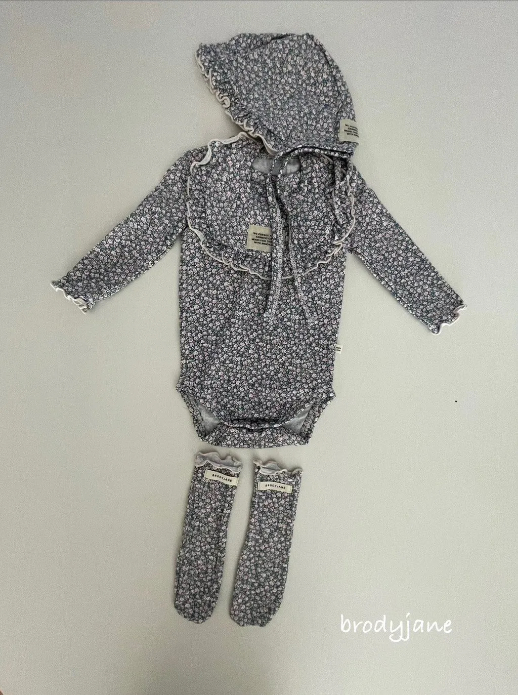 🇰🇷Brodyjane suit