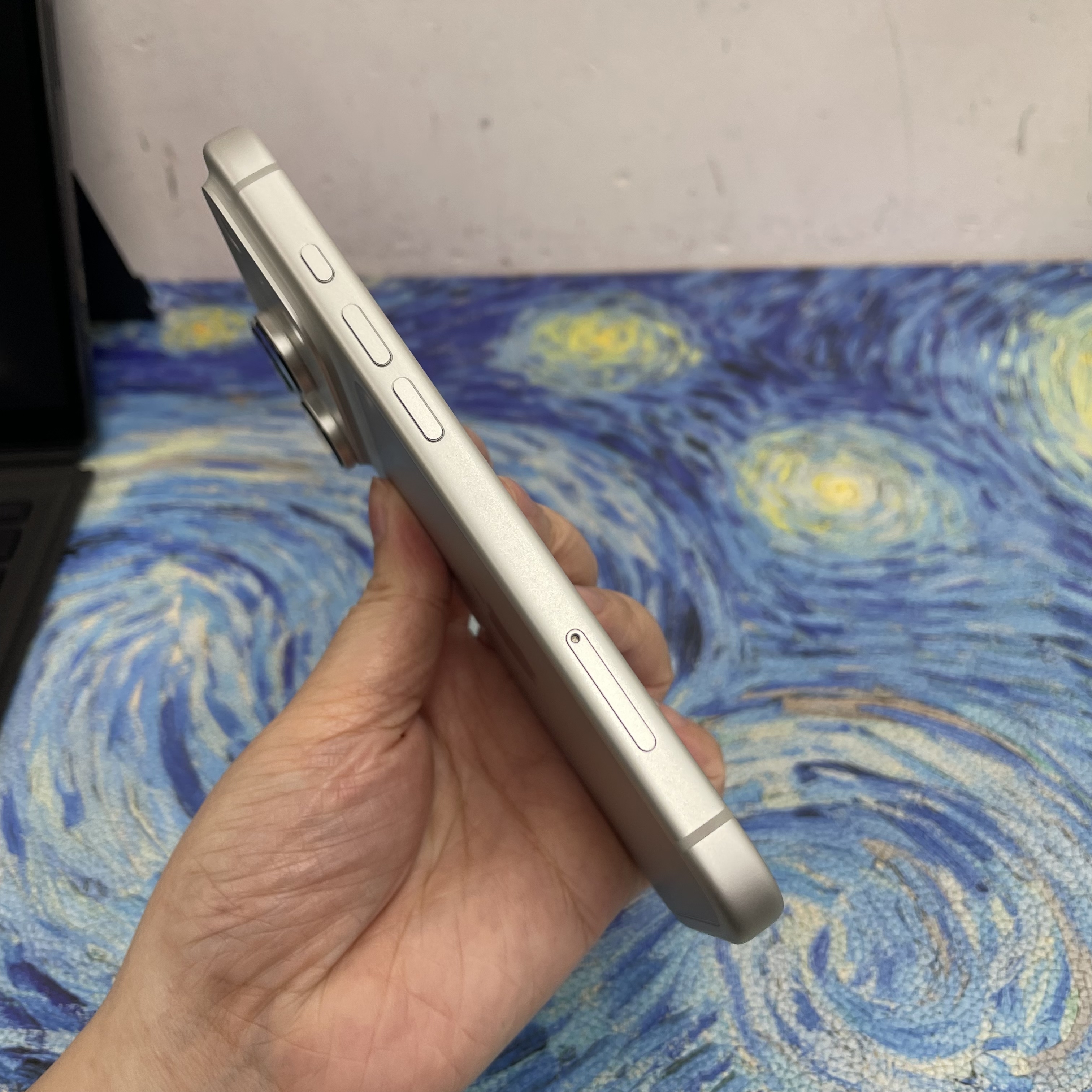 *8363 18 pro 完美機 512GB 電100 銀色 sliver