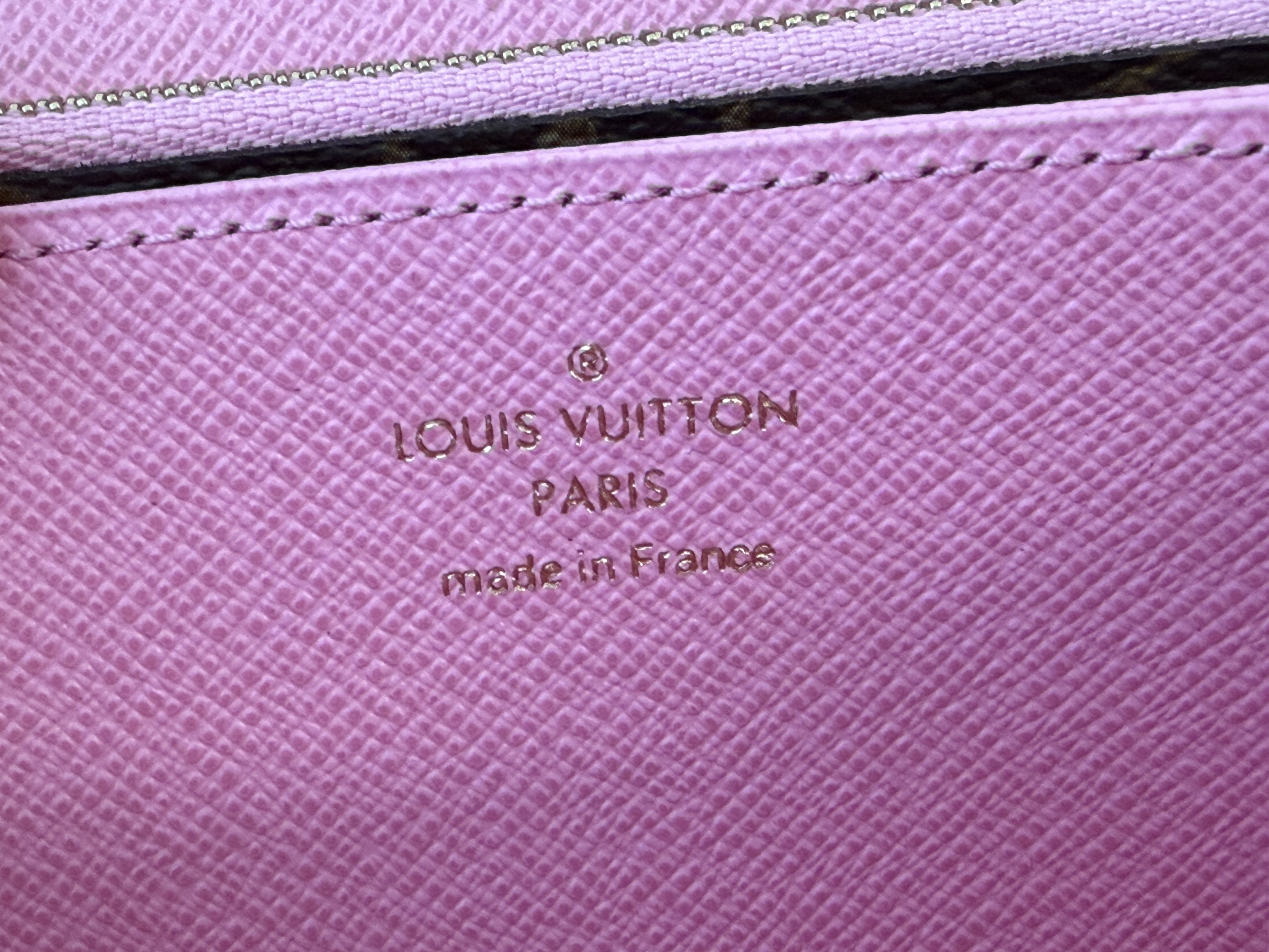 Louis Vuitton Vivienne 限量絕版長銀包