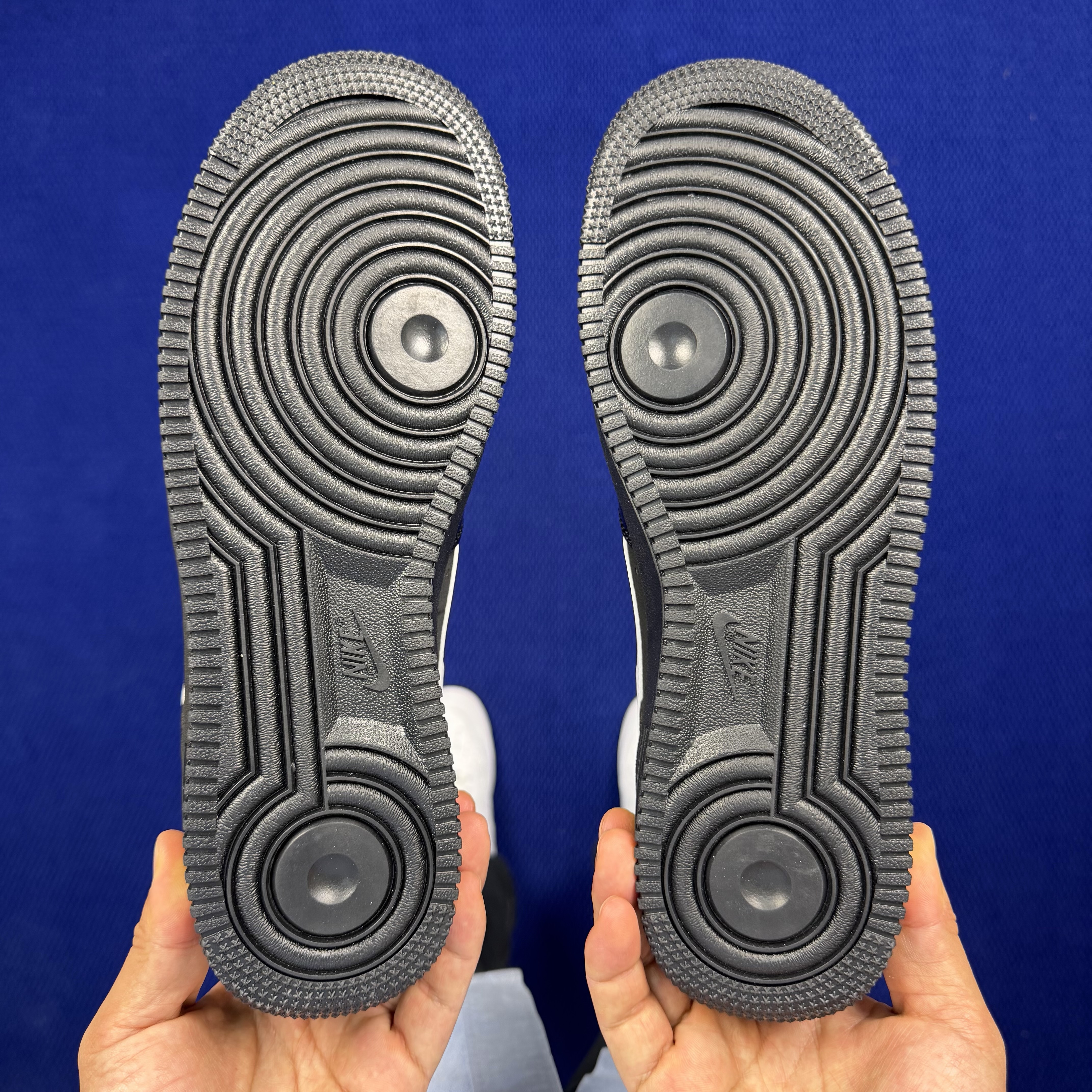 Nike Air Force 1 '07 LV8 "Glam Rock" IB6843-001