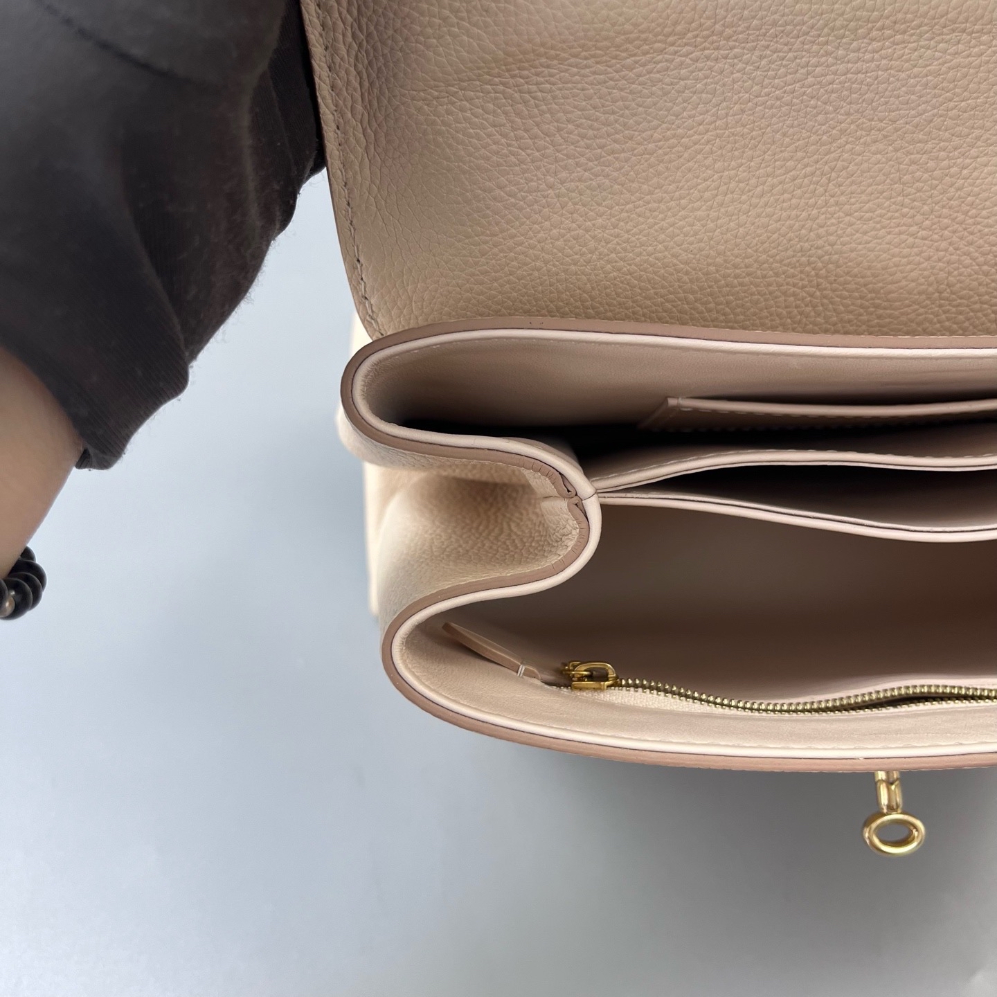 【預訂貨品】LV rose des vents奶白色斜孭袋