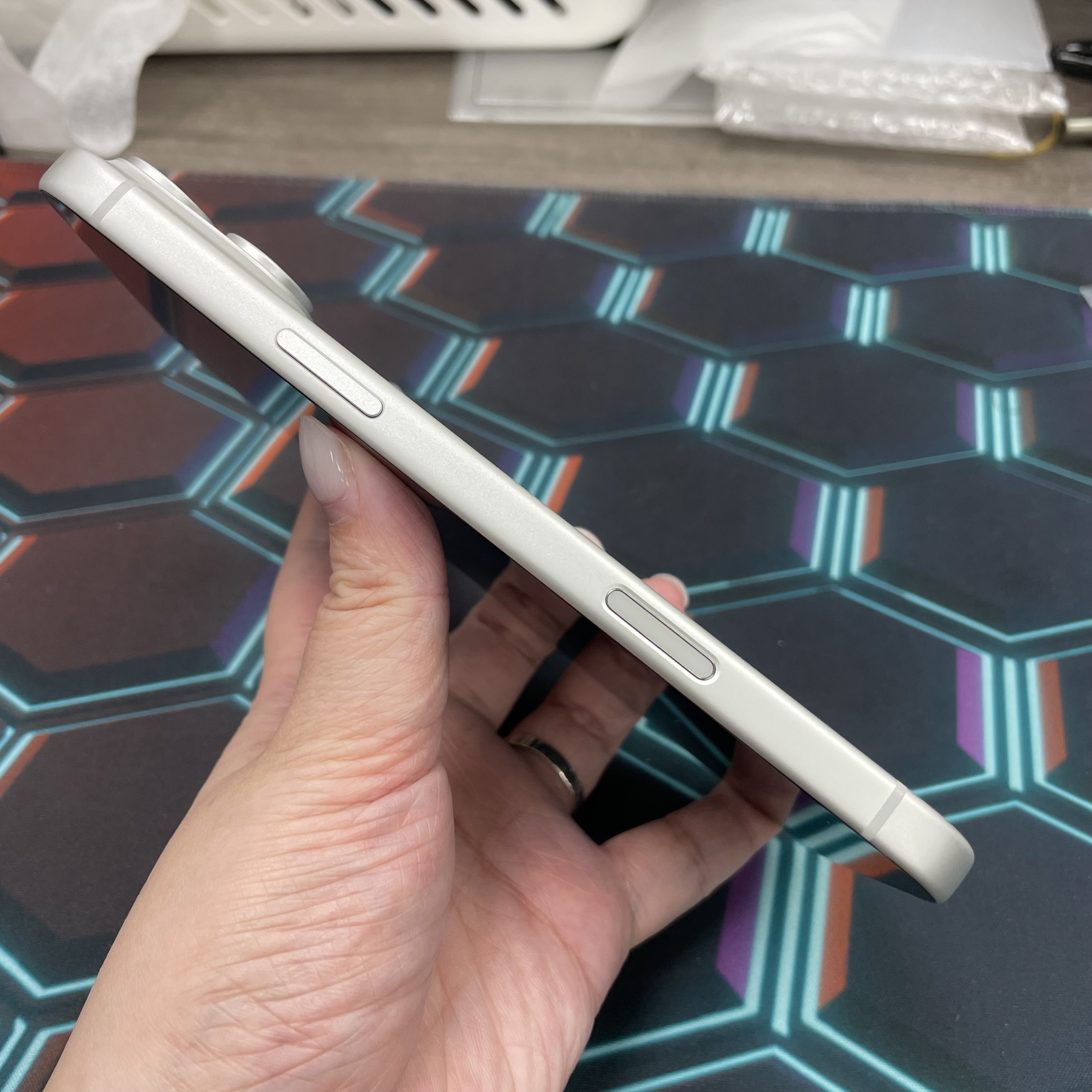 *6678 17 Pro max 完美機 256GB 電99 銀色 sliver