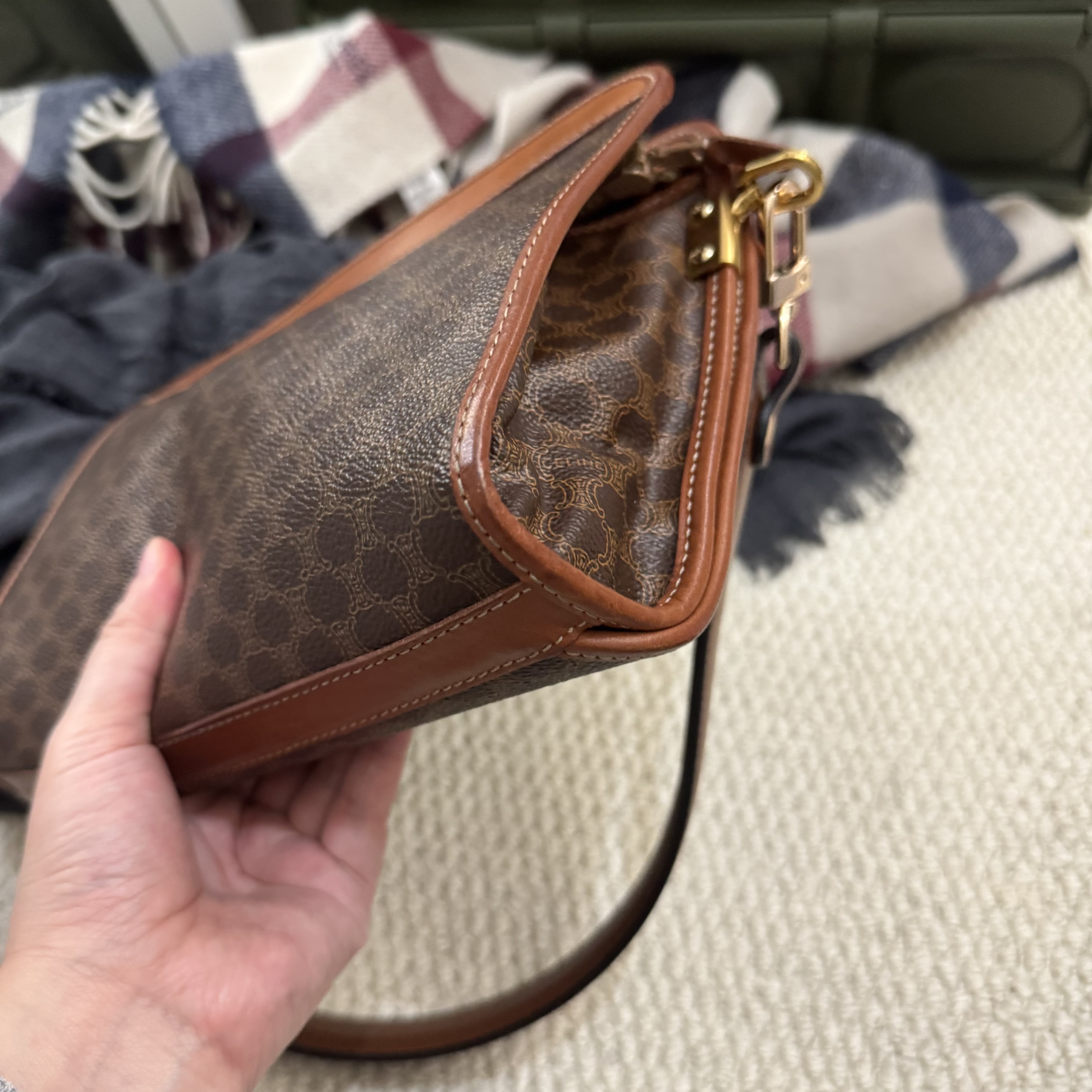 𝐂𝐞𝐥𝐢𝐧𝐞 𝐌𝐚𝐜𝐚𝐝𝐚𝐦 𝐏𝐨𝐮𝐜𝐡 𝐁𝐚𝐠 🐻