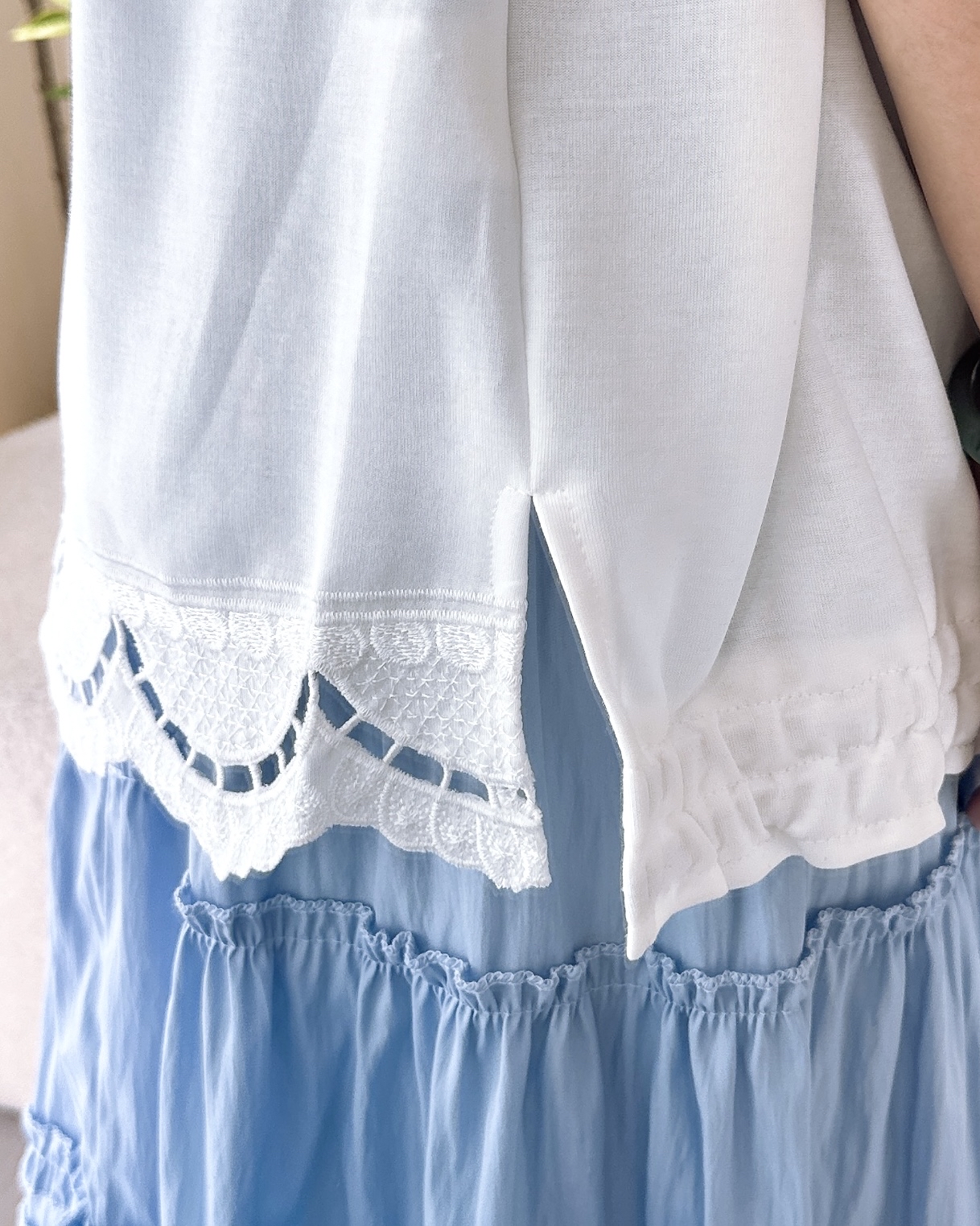 超美珍珠棉英字上衣 2色