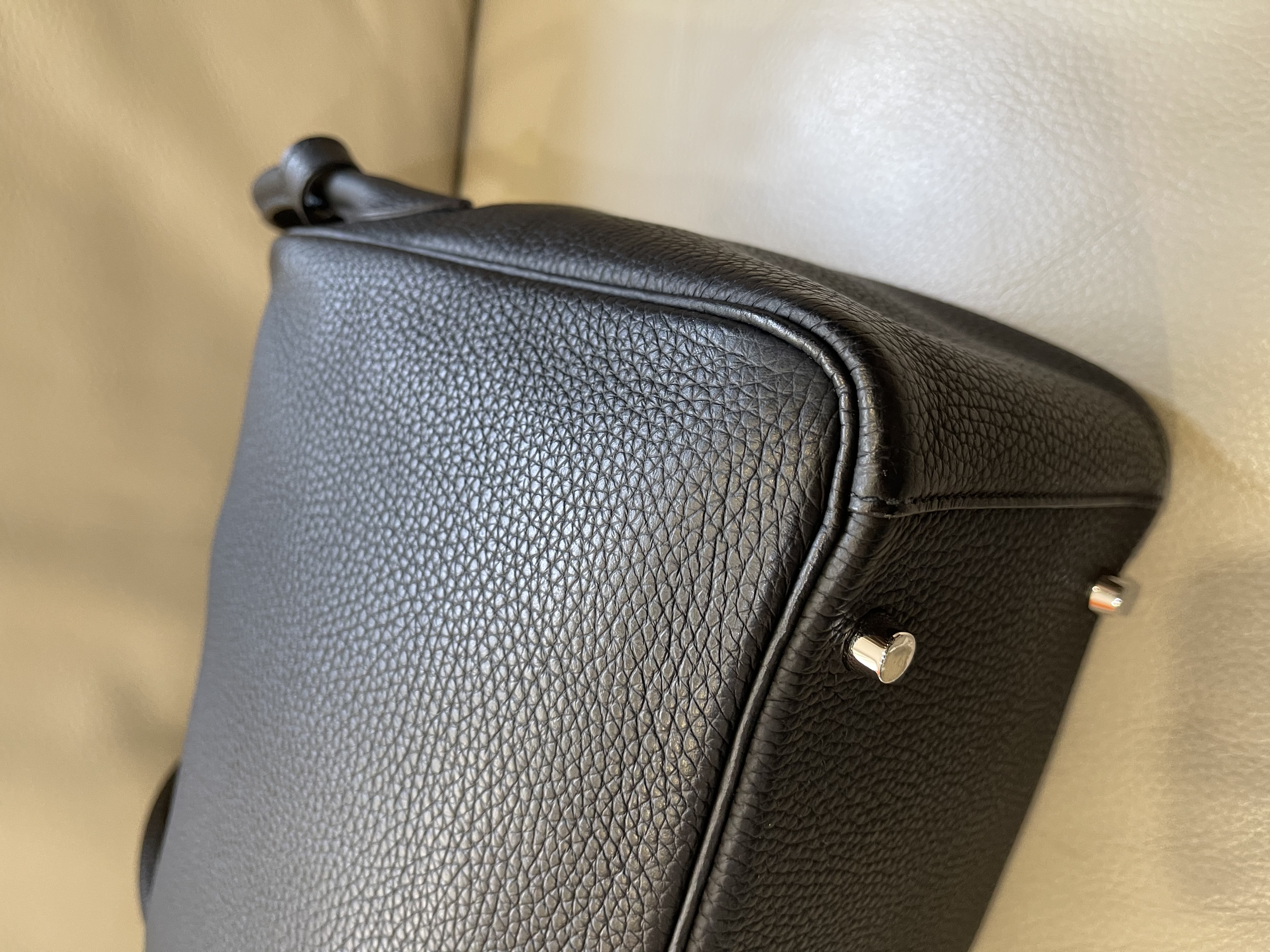 Pre-owned Hermès Lindy 30 / stamp A Product Code: 26031409