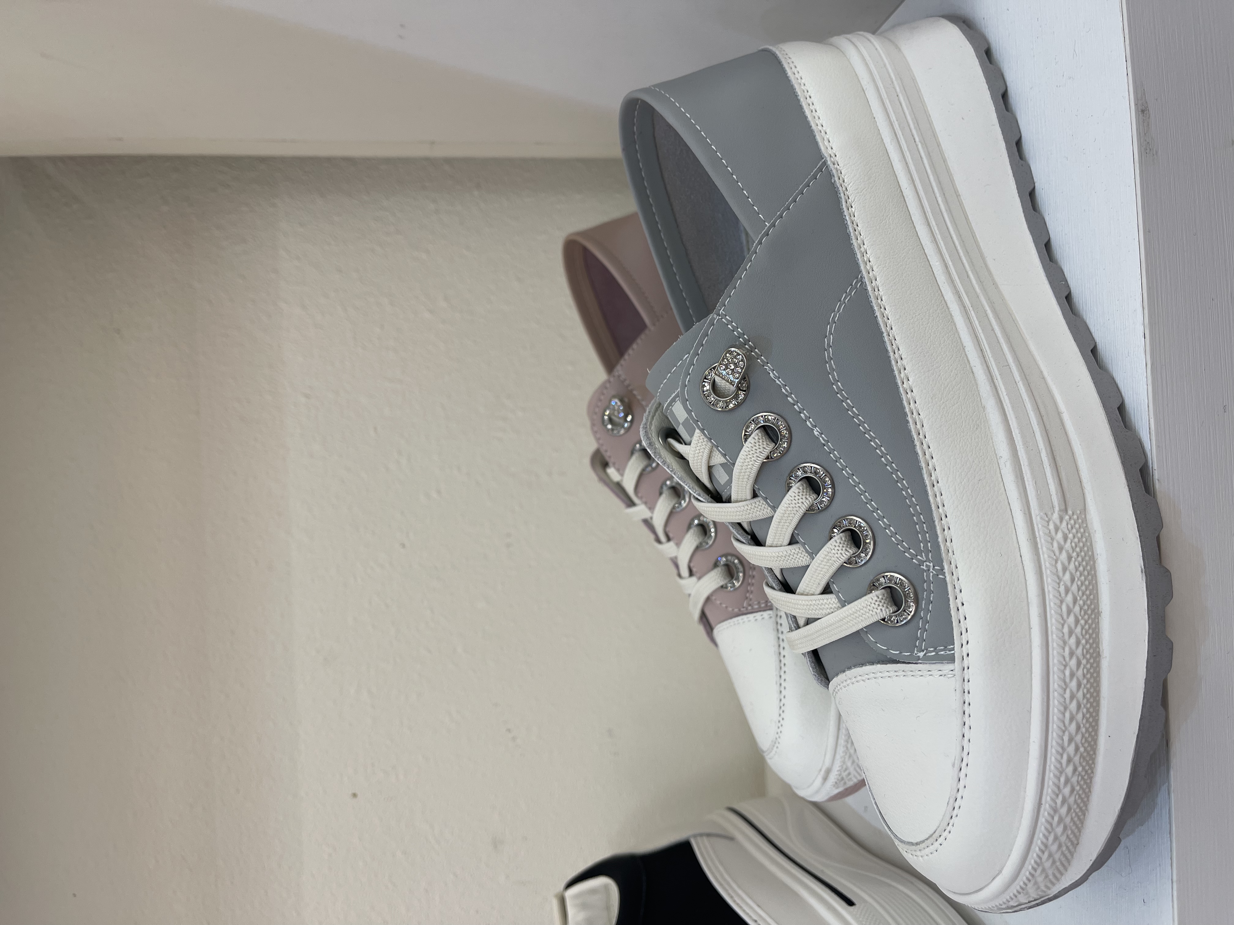 厚底軟皮帆布鞋