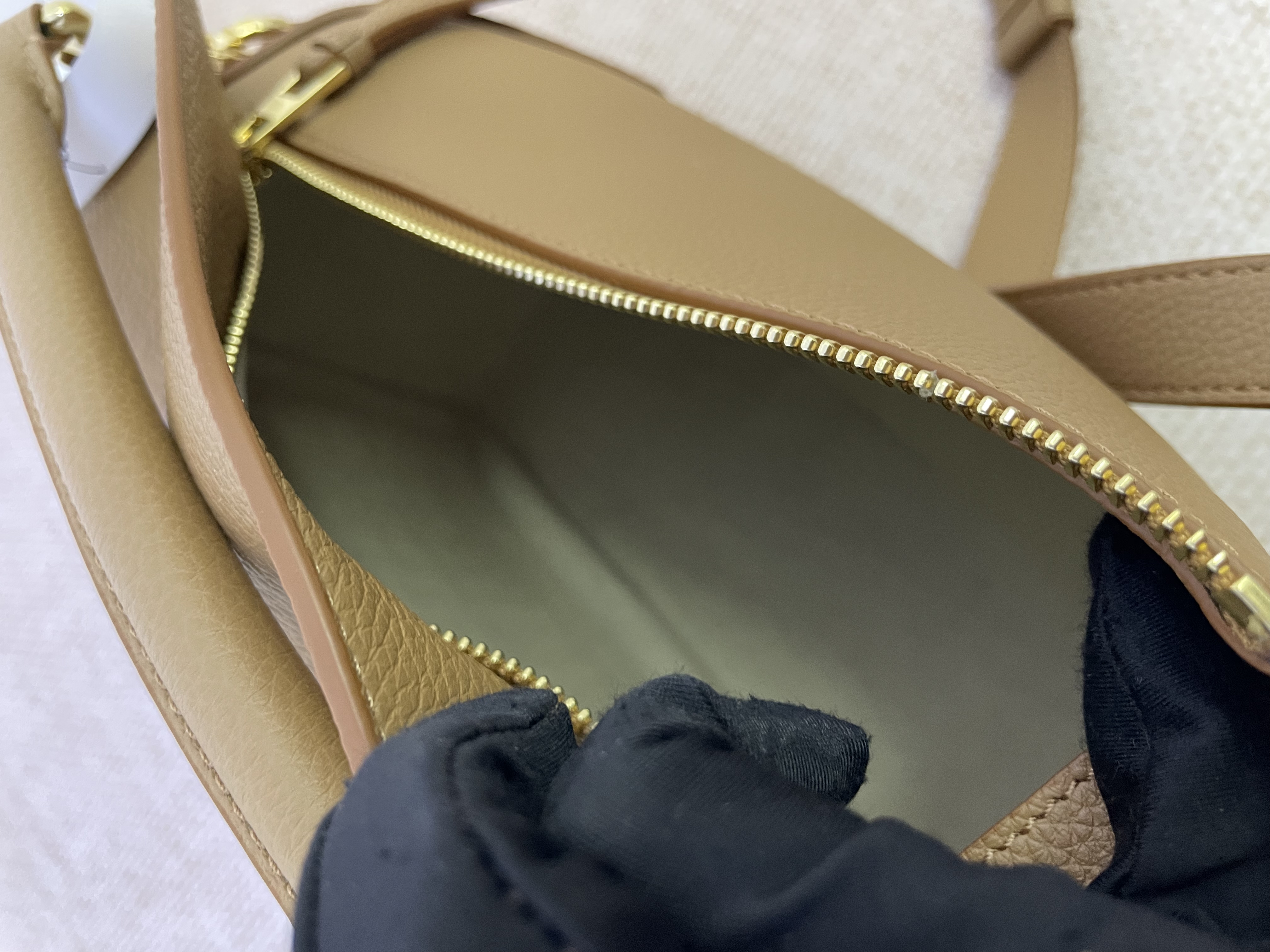 Pre-owned Loewe puzzle edge small (Toffee) / Product Code: 26031006