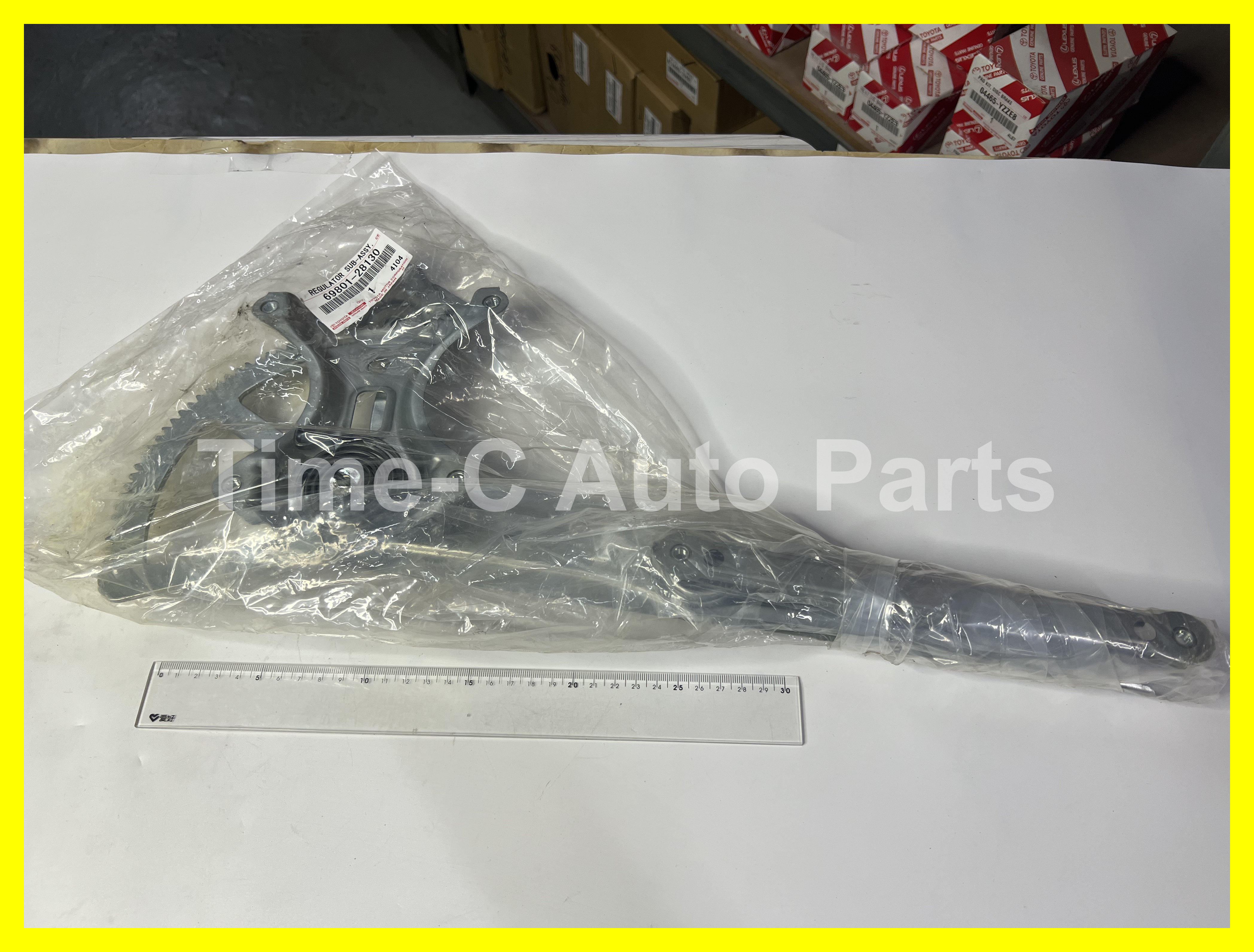 右門玻璃升降架 69801-28130 - Toyota Estima 50系