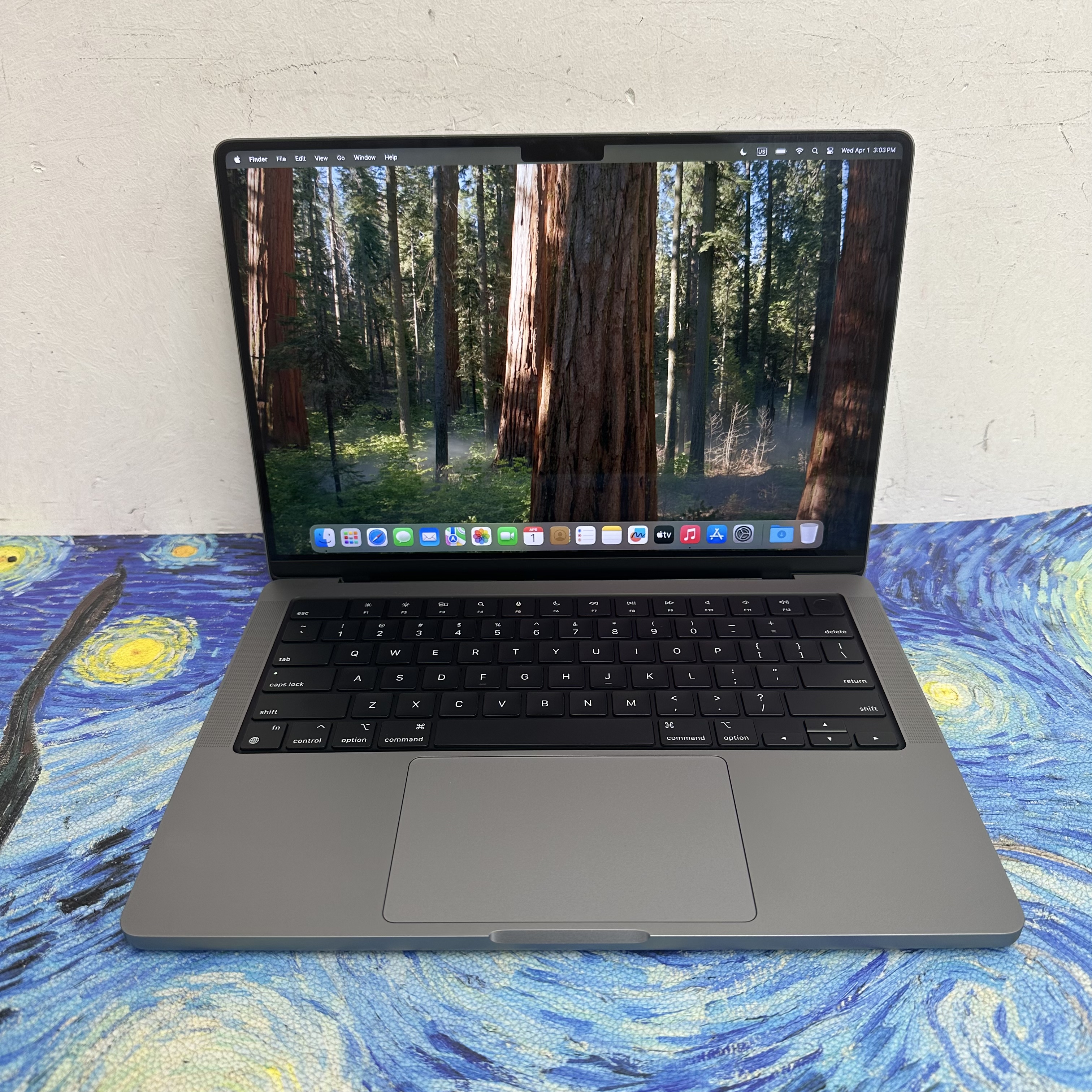 #5717 （性價比高MacBook M1 Pro🔥M1Pro 14寸)APPLE  MacBook Pro 2021/M1 Pro CPU/16GB Ram/512GB SSD/16核心GPU/10核心 CPU/Liquid Retina XDR Mon/14寸/太空灰/ Gaming Laptop / Notebook / Laptop / PC / Movie / Netflix / Premium /