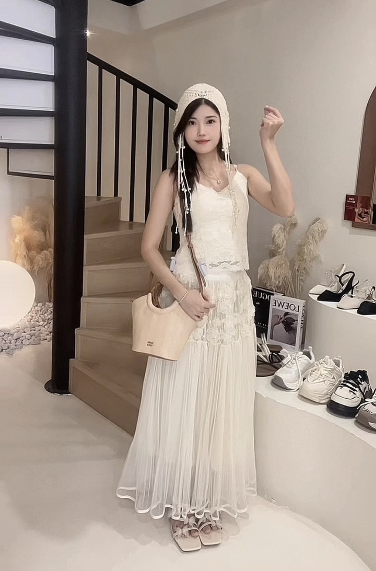 8043立体花半长裙