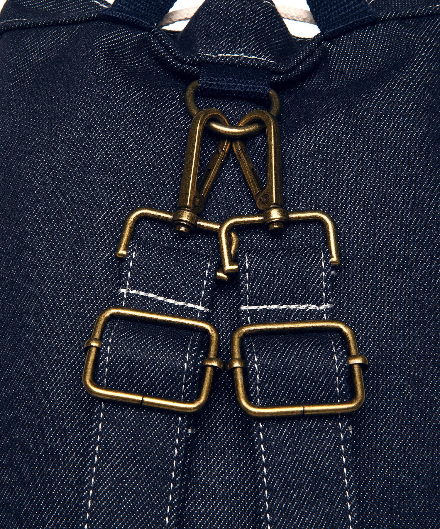 Lee 2-Way Bucket Backpack