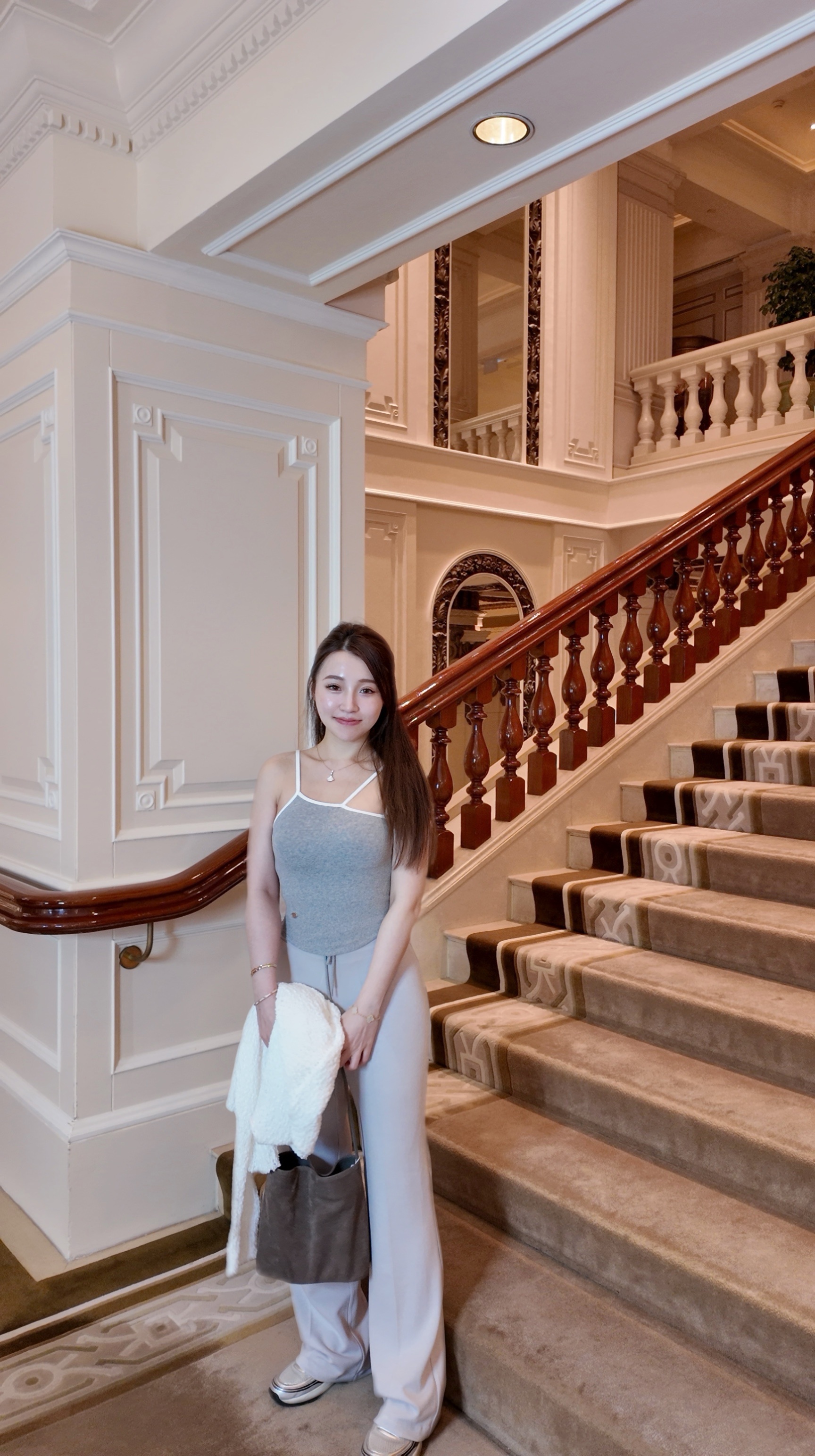 小金牌撞色搭帶小上衣 ✨ *Special price*