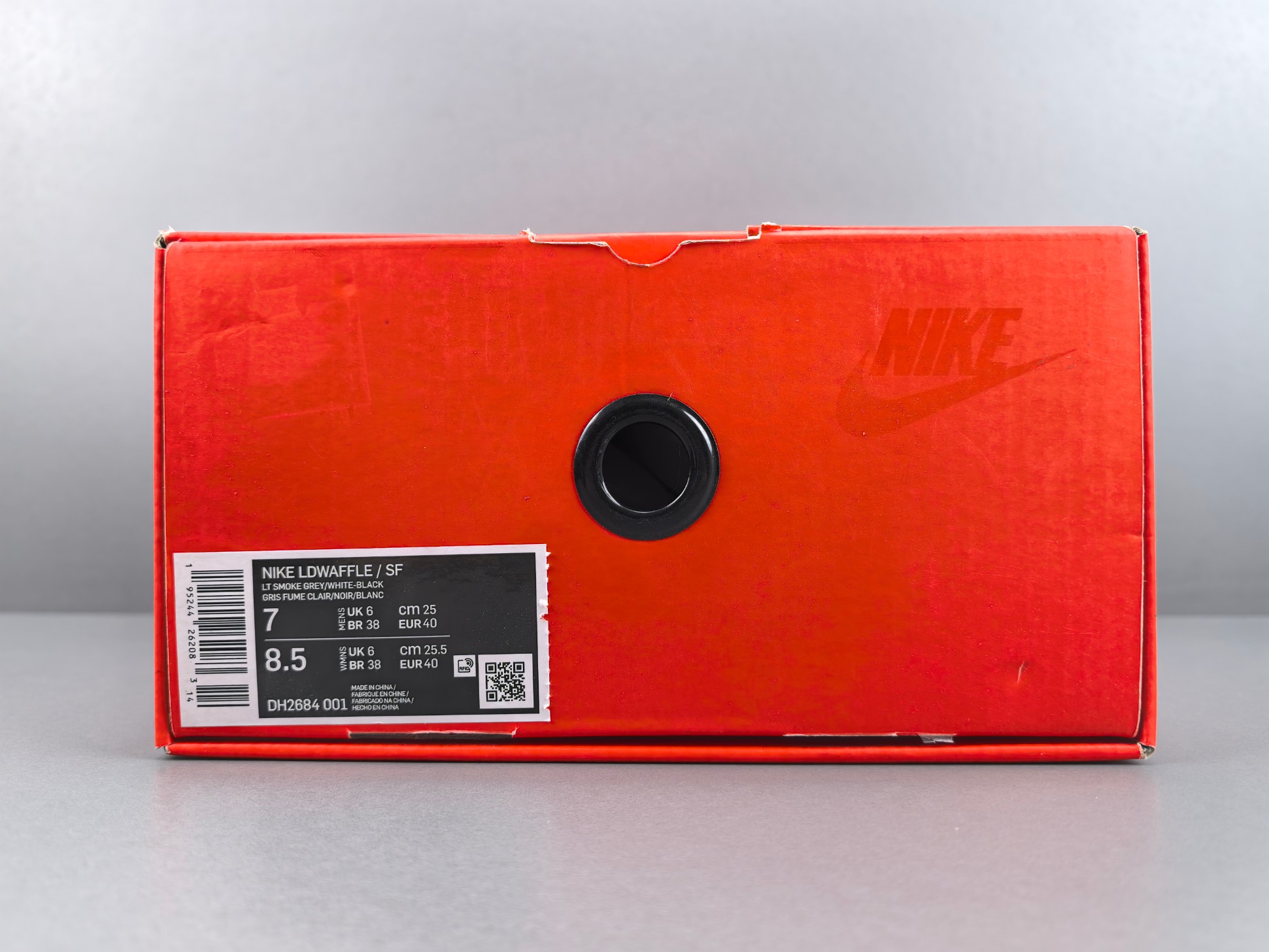 Fragment x Sacai x Nike LDWaffle "Light Smoke Grey" DH2684-001