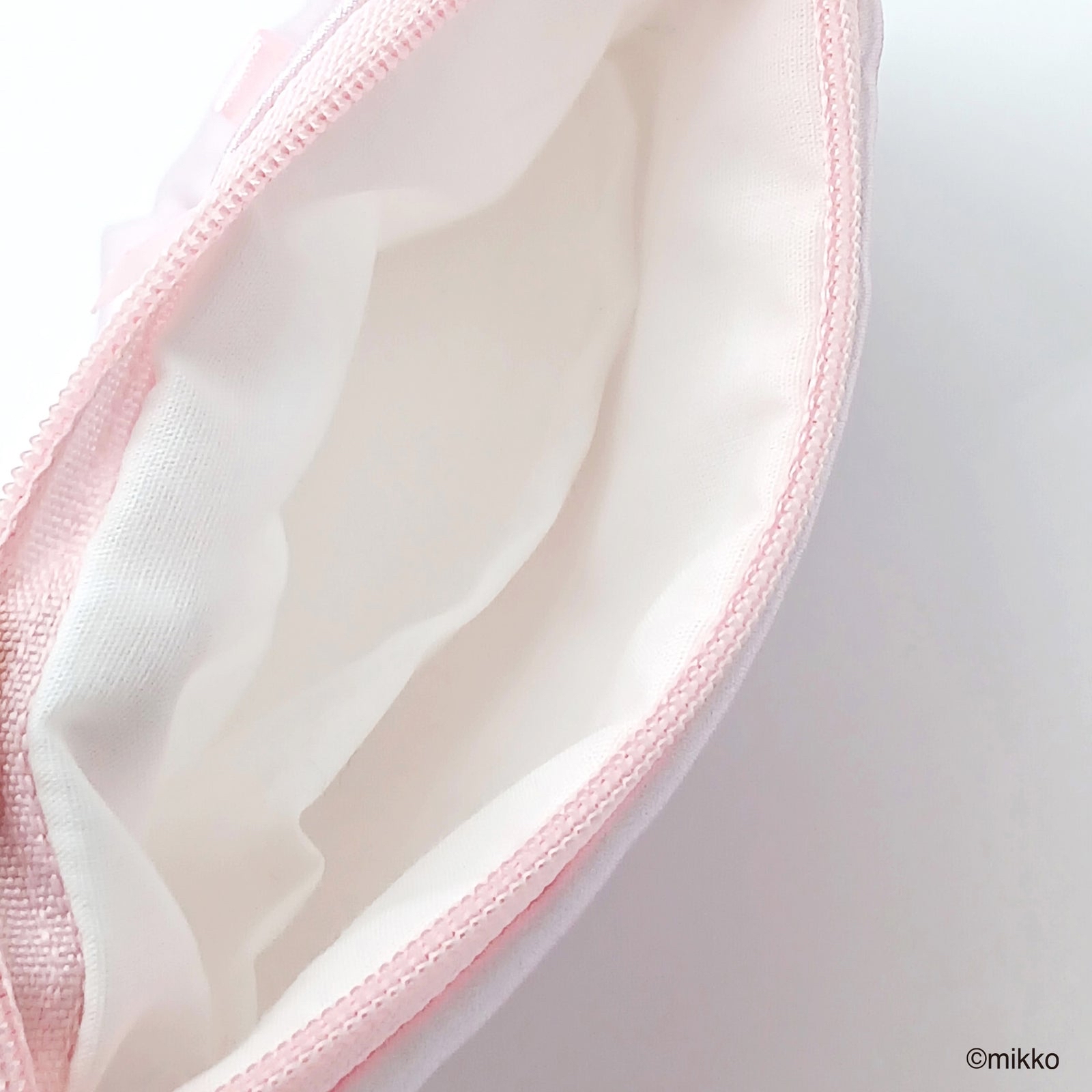 🎀【預訂】Lil ala mode 紙巾袋 - Mousse
