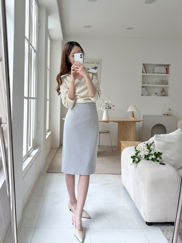 Leonie Tailored Midi Skirt (Misty Blue)
