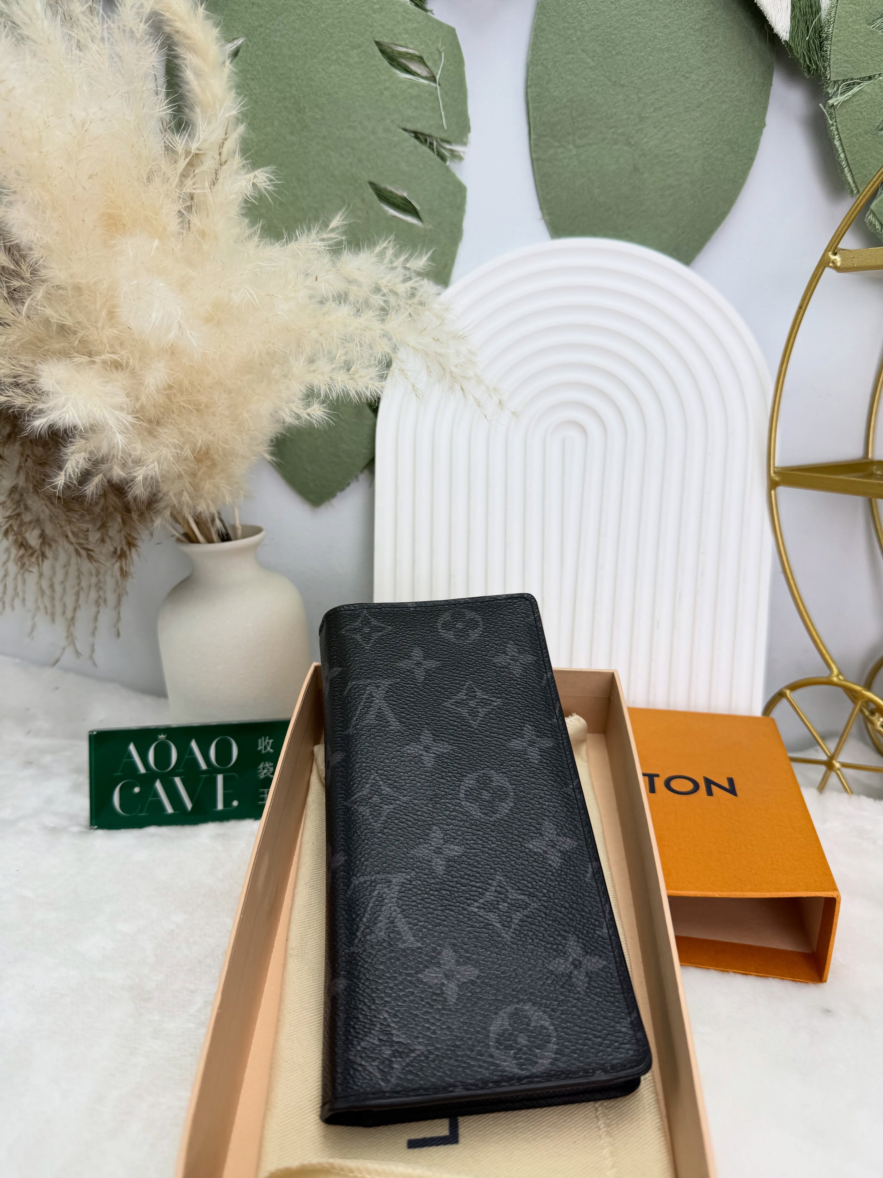 LV👜 PRE OWNED 🛍️老花黑色長銀包 晶片款 有盒有塵袋🖤