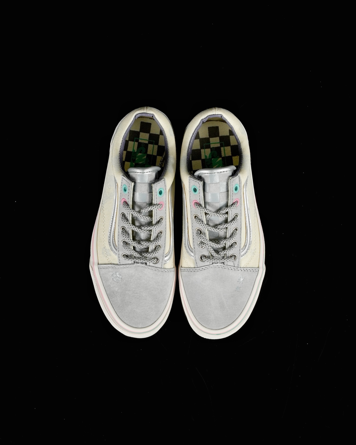 Vans Old Skool Pop Mart Space Molly VN000E9TBP1