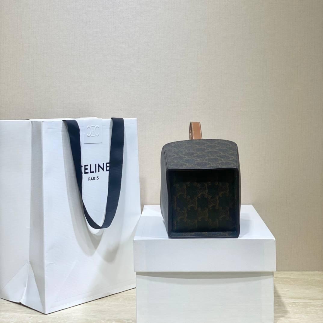 🔥大货实拍图 𝗖𝗘𝗟𝗜𝗡𝗘♥𝗦𝗧𝗥𝗔𝗣 𝗕𝗢𝗫 型号：197142 尺寸：10.5*14.5*10cm