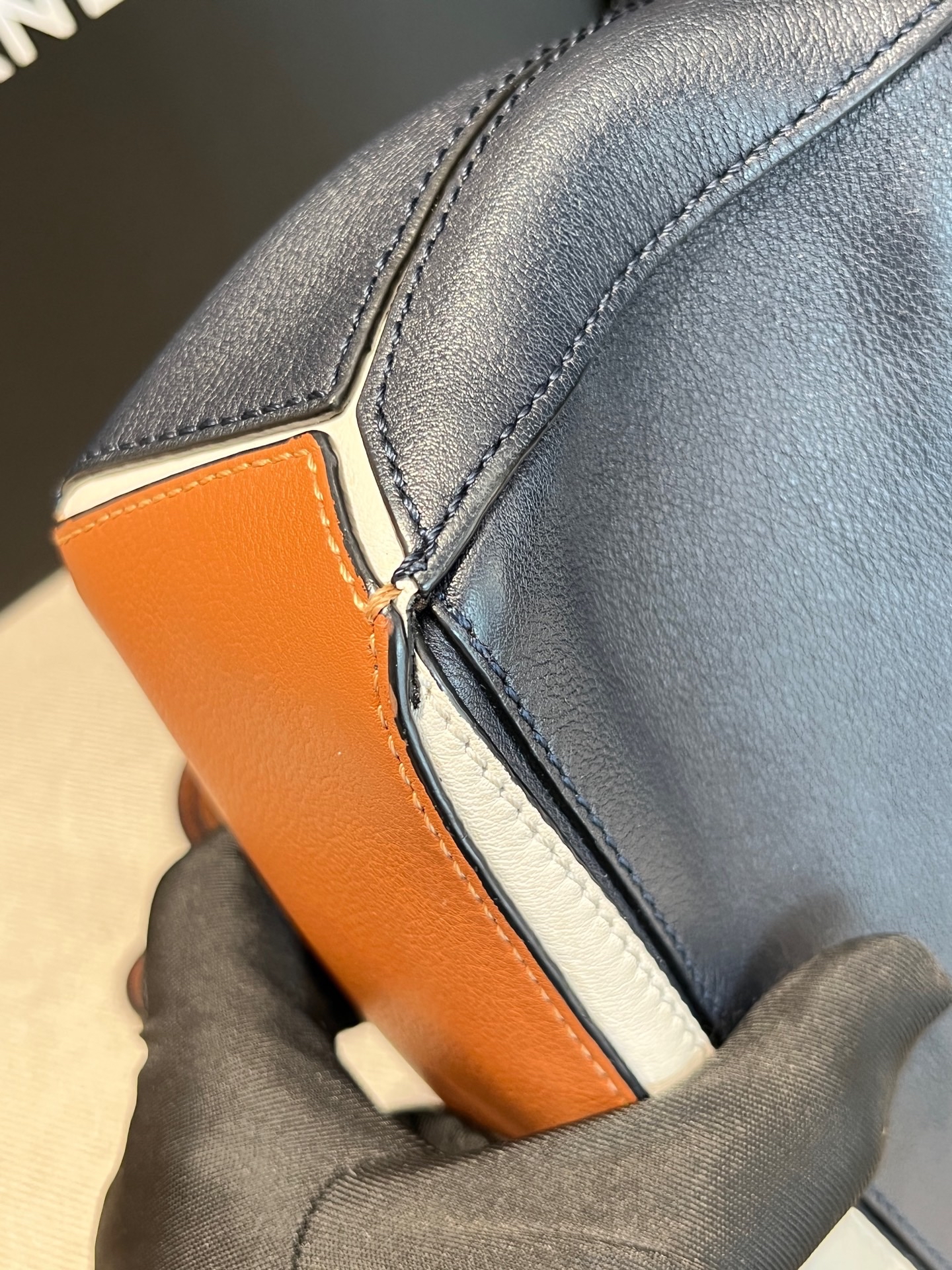 【預訂貨品】Loewe 海軍風三拼色 minipuzzle