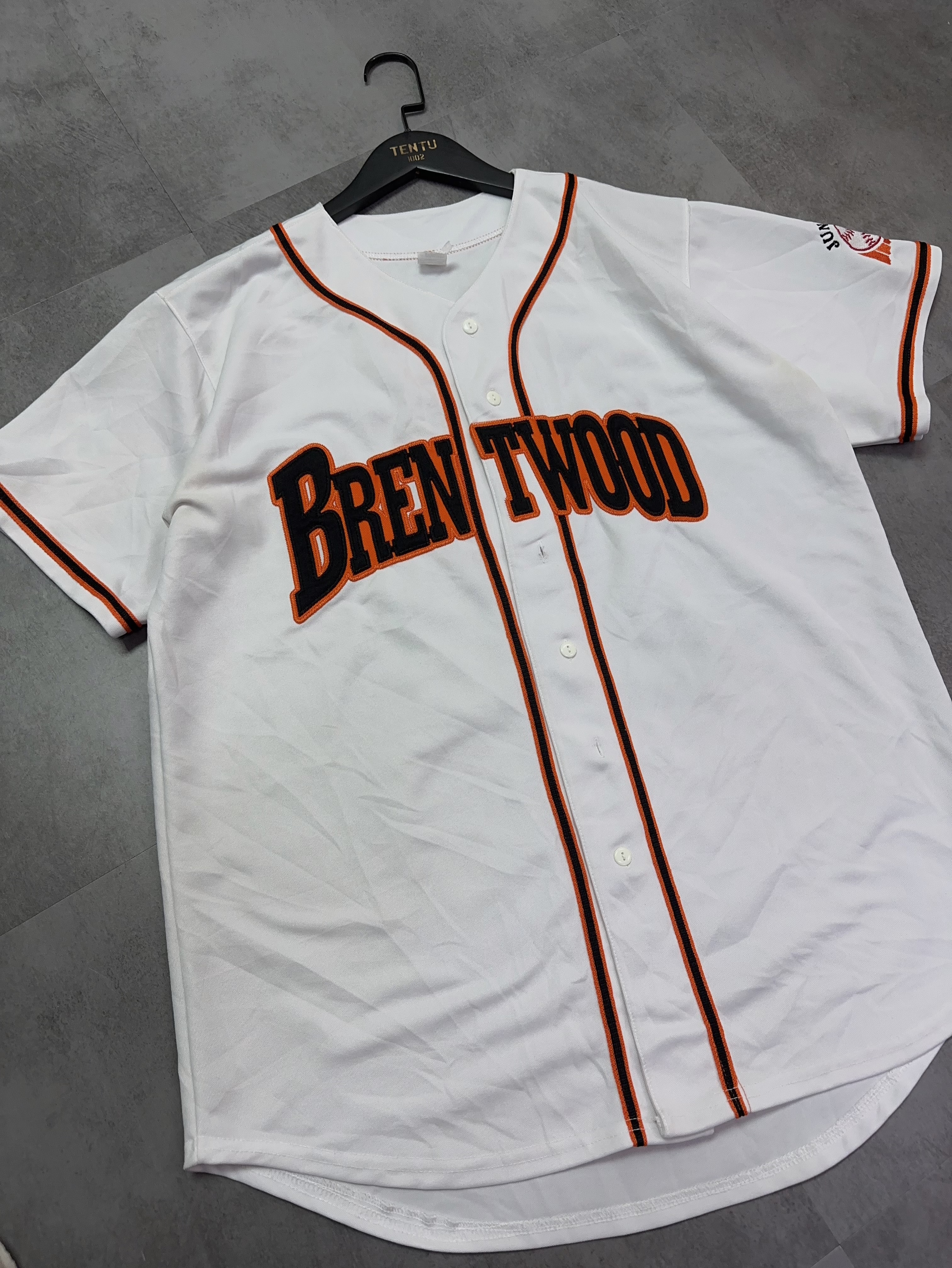 Baseball Shirt - L