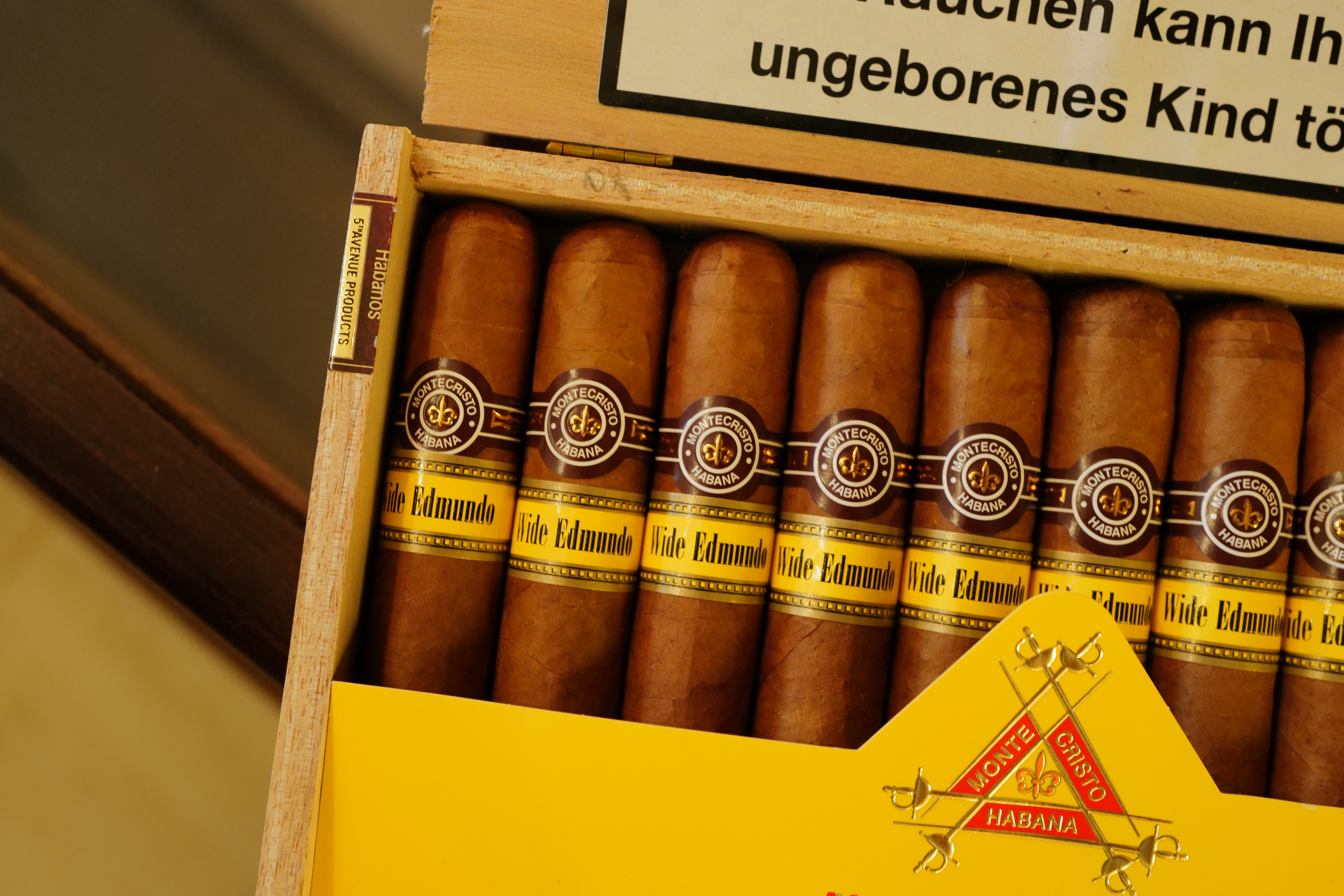 Montecristo Wide Edmundo (蒙特 寬艾蒙多)