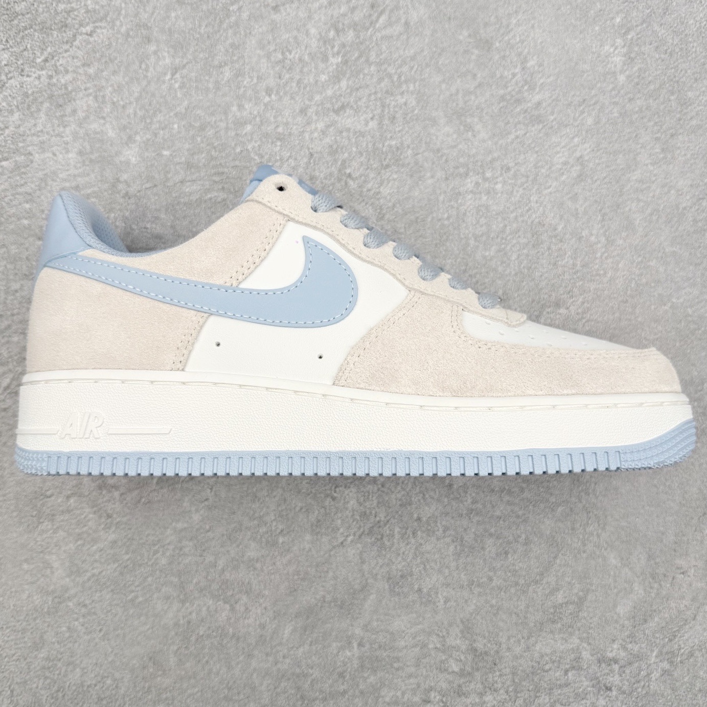 Nike Air Force 1 Low FQ8714-005  