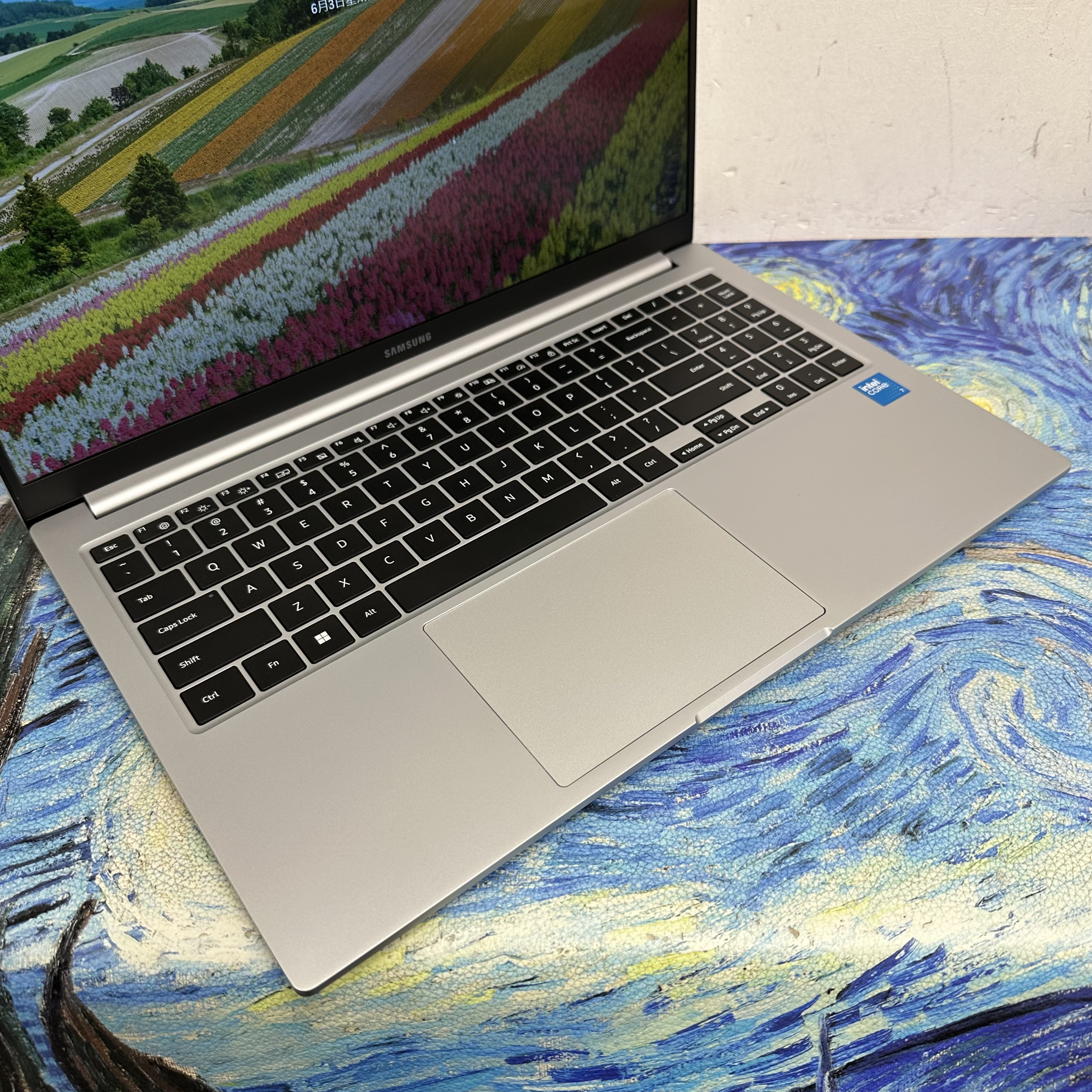 #5933 Samsung Galaxy Intel Core 7 150U /16GB Ram/128,256,512GB,1TB SSD超薄邊框/ Notebook / Laptop / Gaming Laptop / Book4 / Book 4 / Office / Work 
