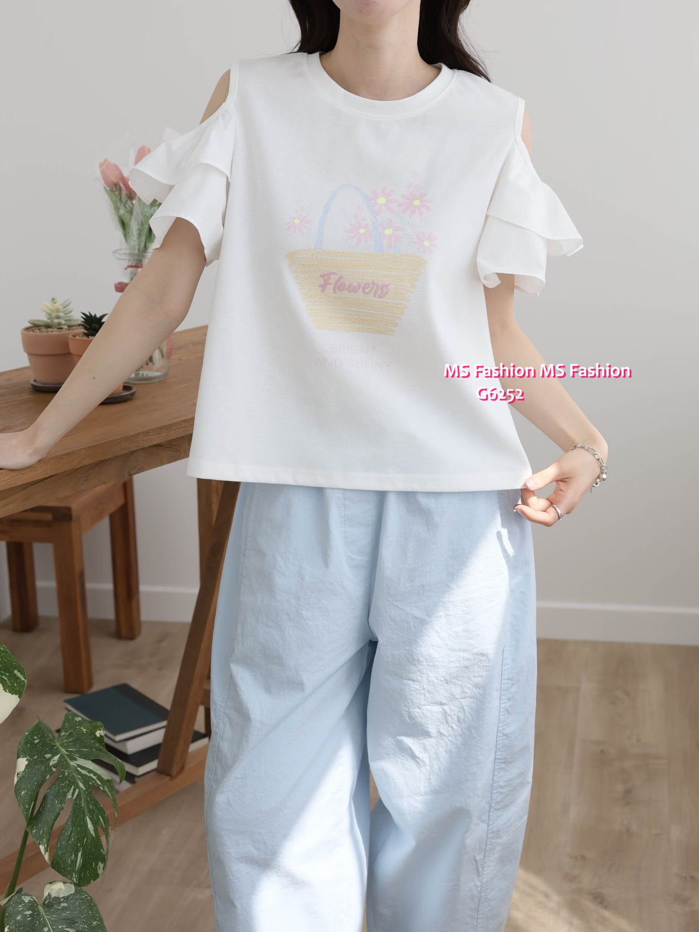 G6252 韓國🇰🇷靚print露肩top