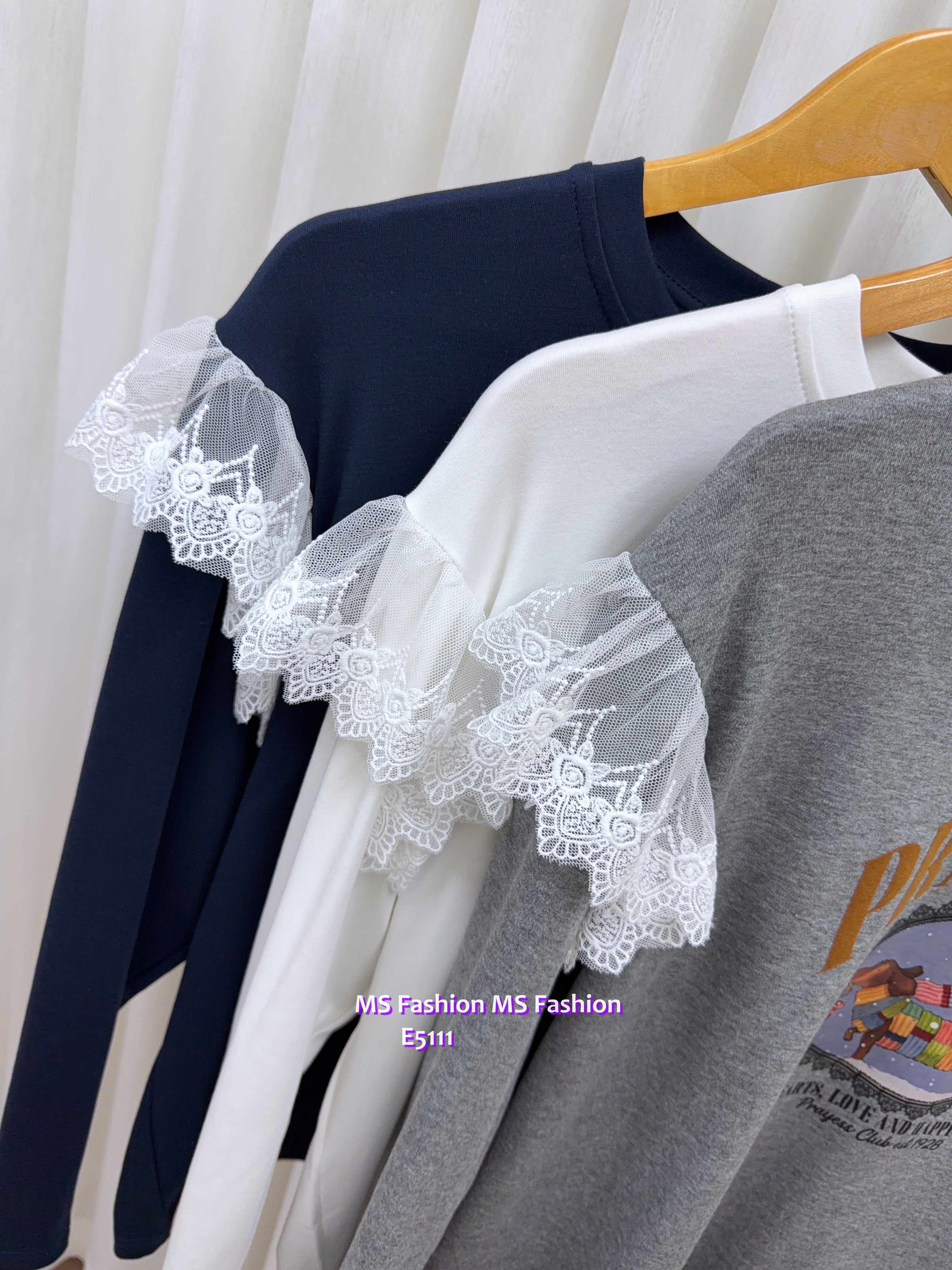 E5111 狗狗圖案袖lace top