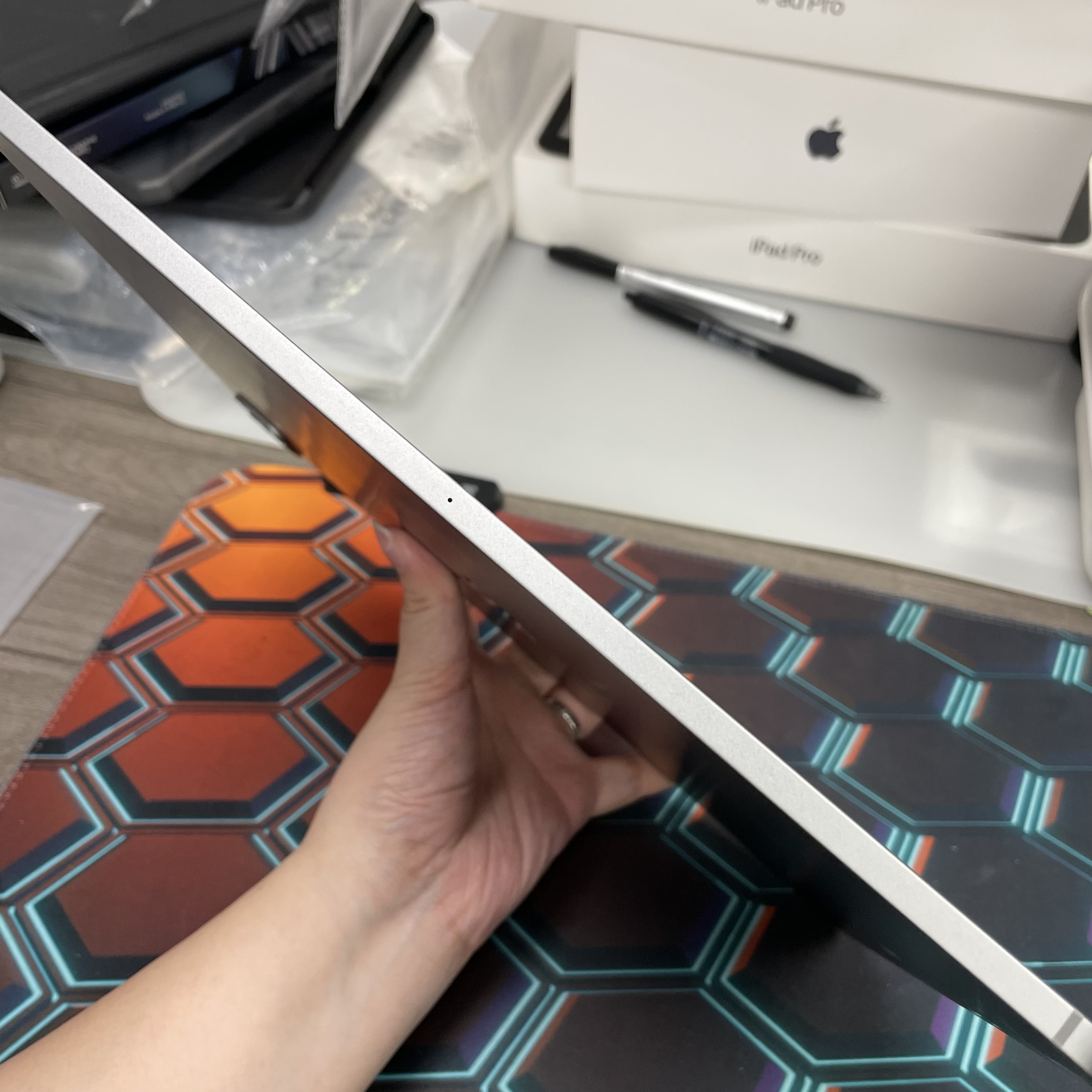 *773788AA iPad Pro 6 12.9吋 M2 勁靚機 256GB 插卡版 灰色 gray