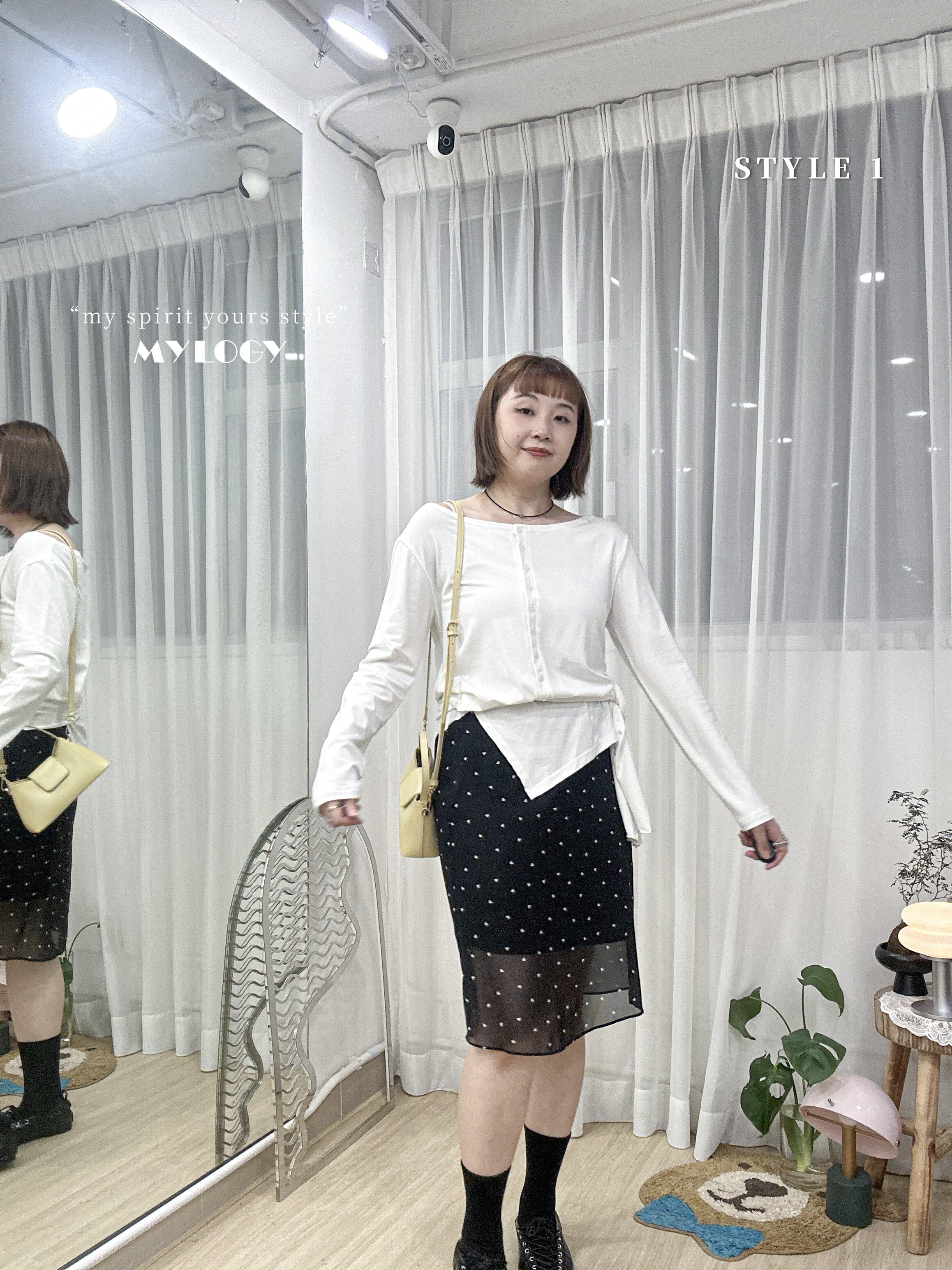 韓系 L/S Off Shoulder 排扣不規則下擺 TEE JD0008 - 白色 Ivory