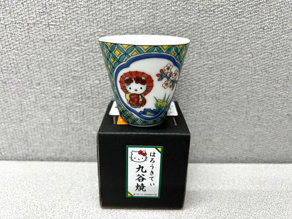 🎌日本直送🎌 Hello Kitty 日本製《九谷燒》清酒杯