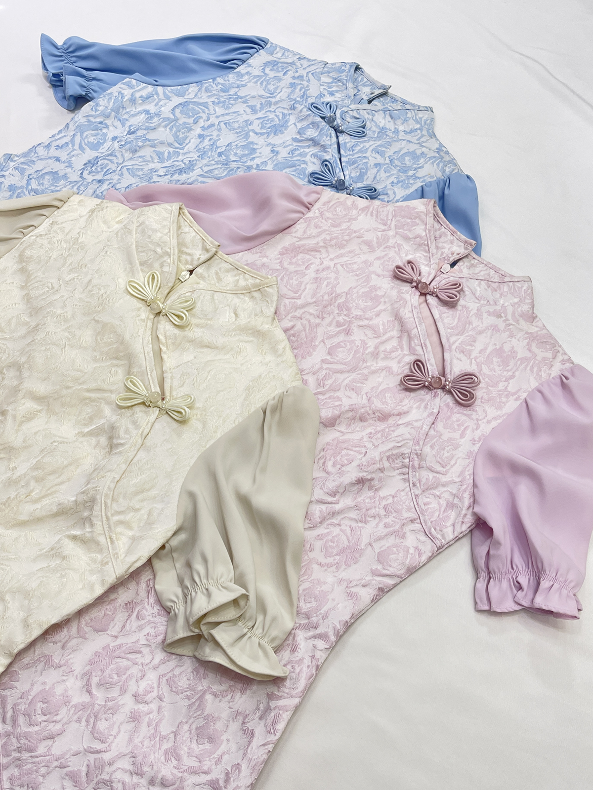 Ivory Grace Qipao Set MC42