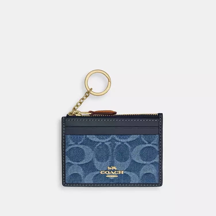 ✈️🇺🇸🇨🇦Coach outlet 💙 牛仔布＆皮Signature C pattern 拉鍊卡套現貨😎