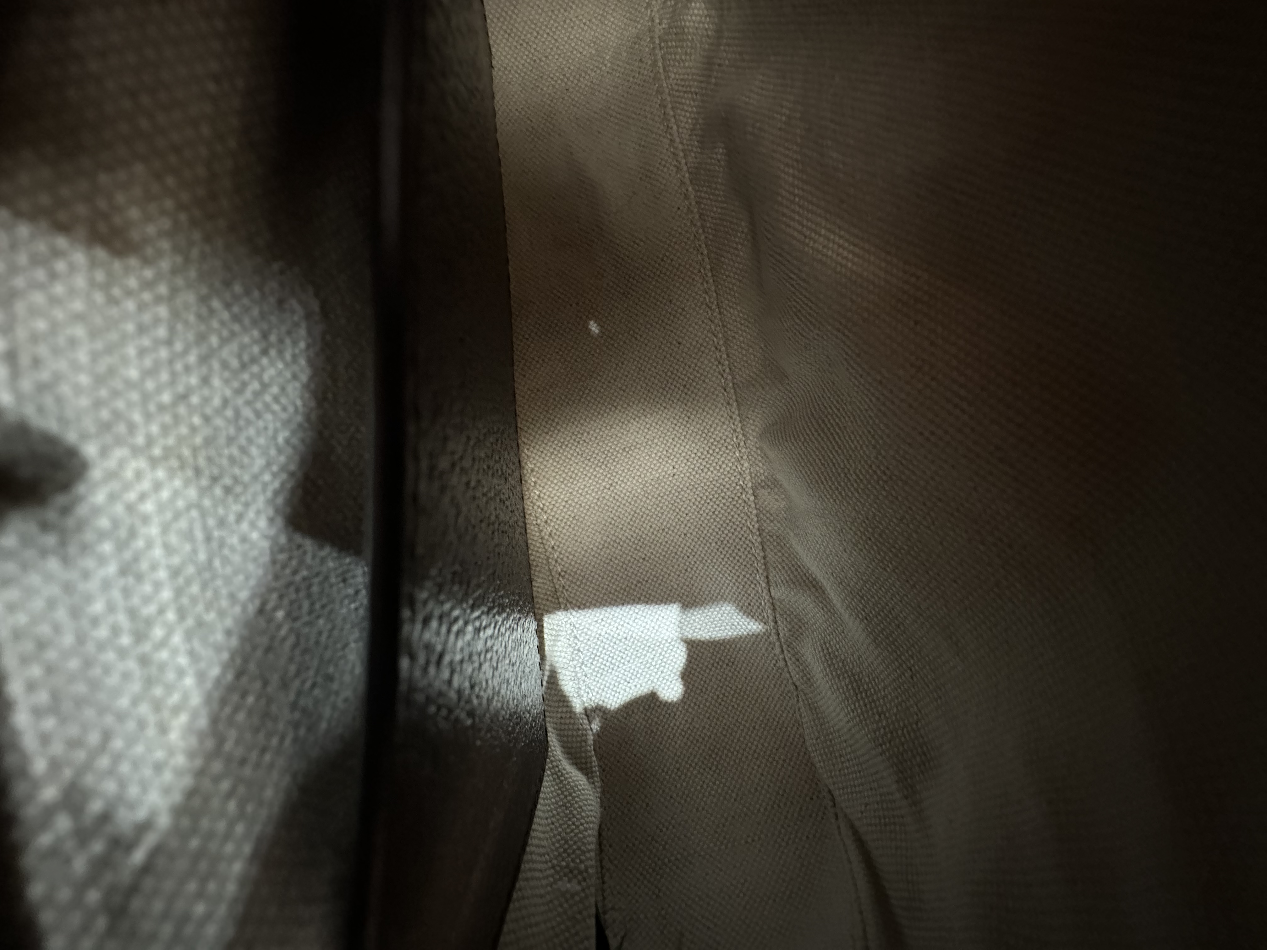 直播貨品 |  [1個-$100 2個-$300］HH32