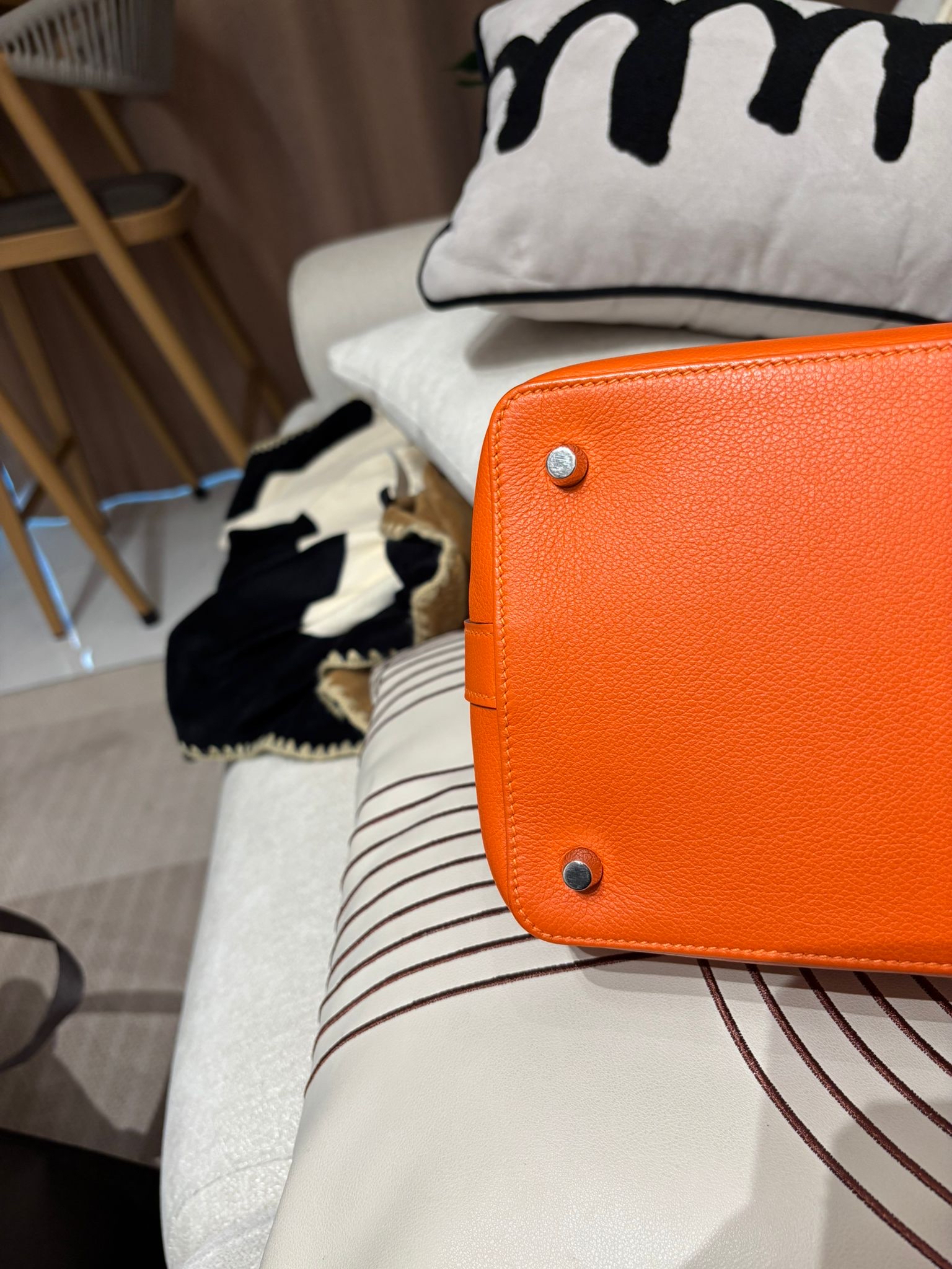 Hermes toolbox 20,orange ,STAMP T evercolor,100%Authentic ,90%new ✅KEY LOCK ✅dust bag✅STRAP