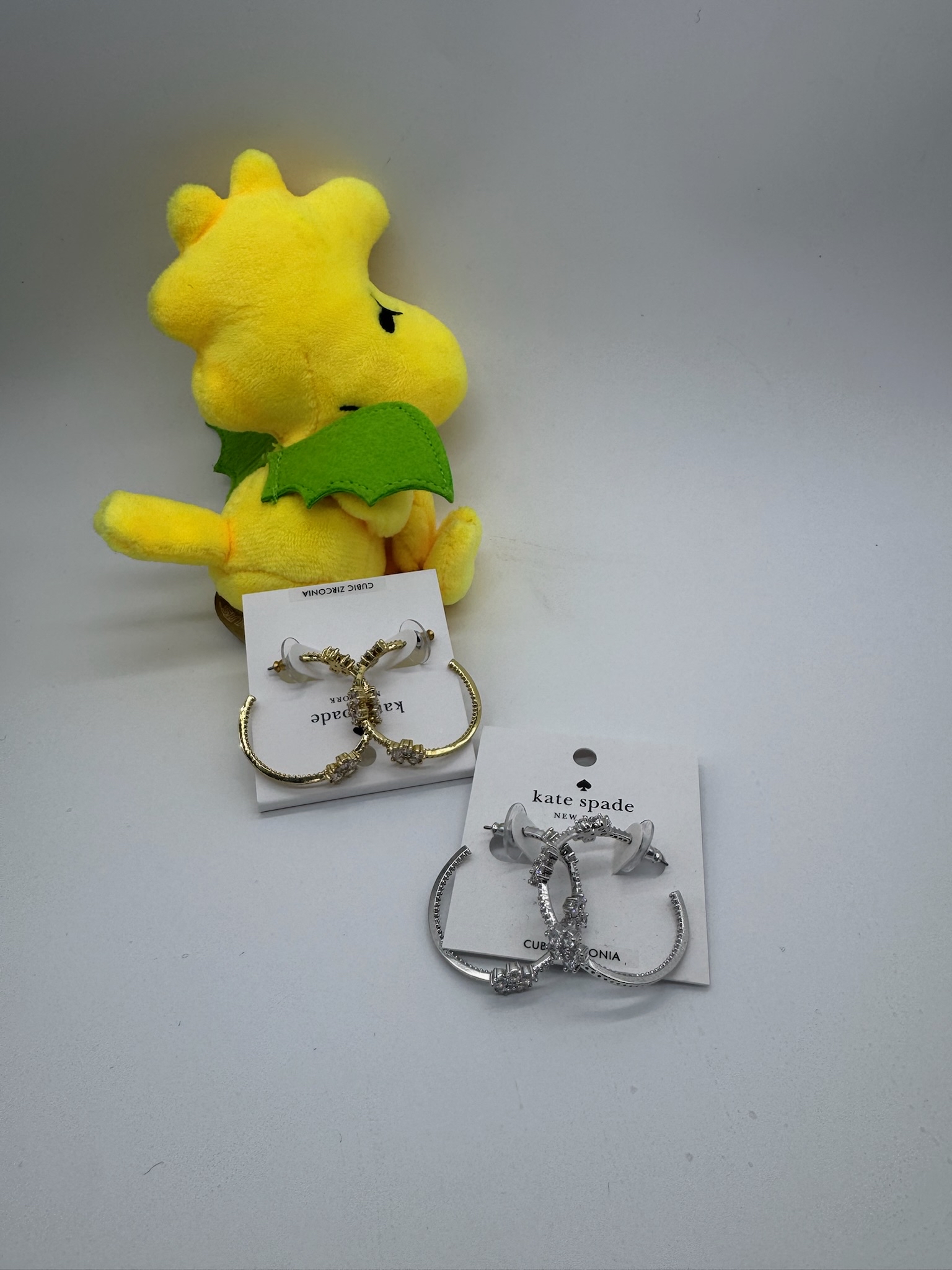 ✈️🇺🇸🇨🇦Kate Spade ♠️ New York outlet 閃零零嘅花花圈🌼🌸閃閃耳環現貨🥰🥰